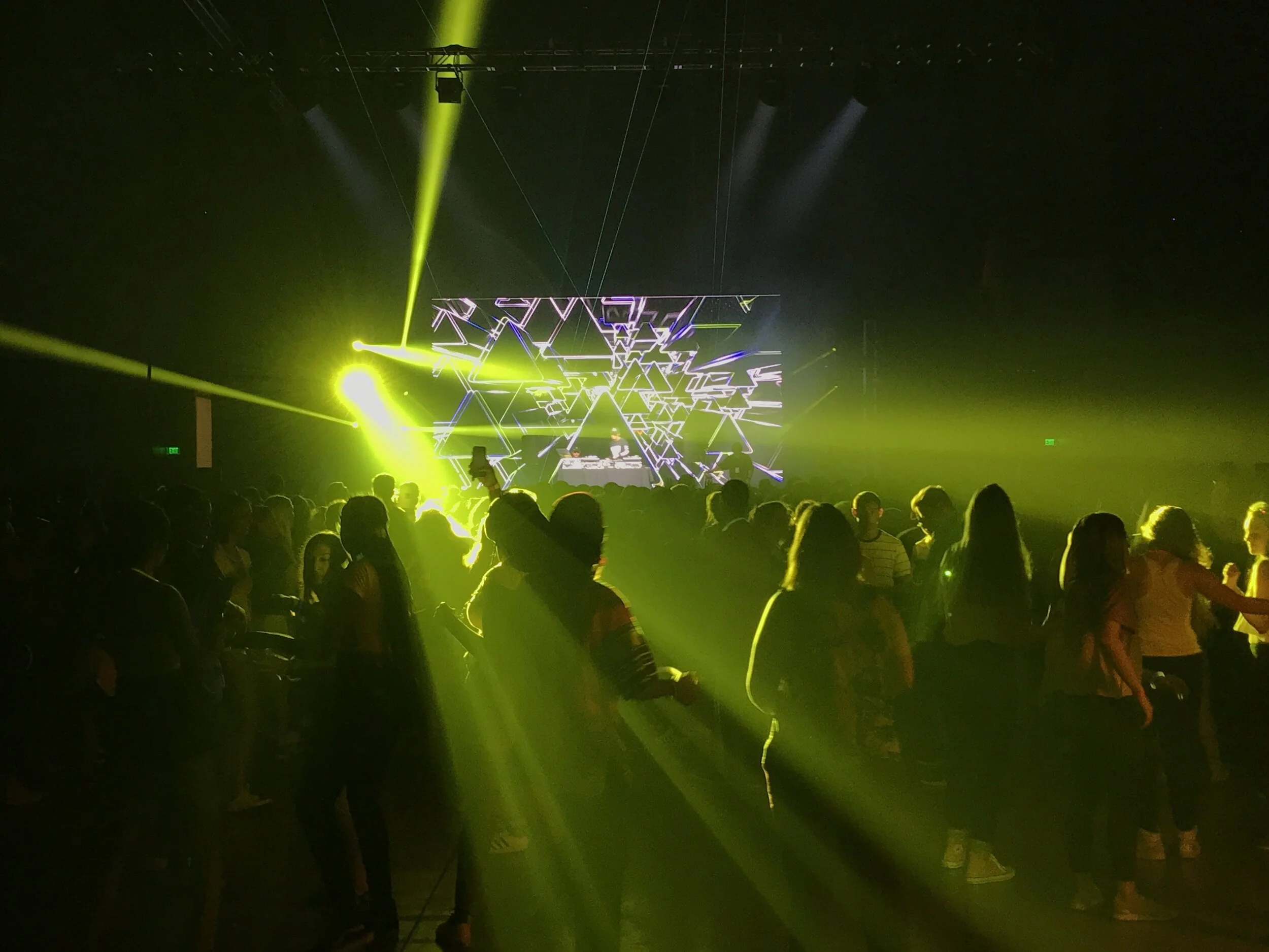 Dj Promote Henry Beach