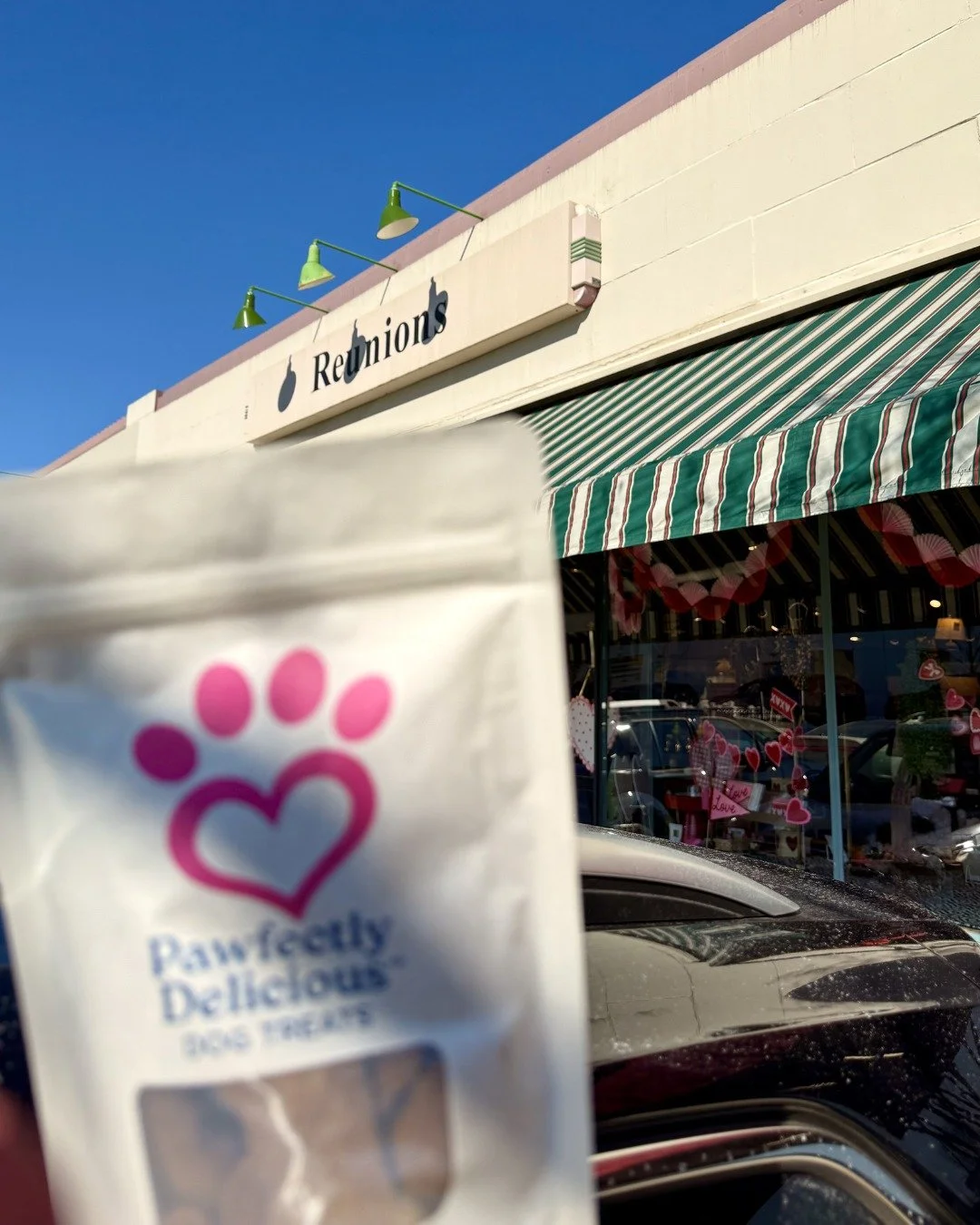 🐾 Big shoutout to @reunionsva for carrying our dog treats!

Reunions in Alexandria is one of our newest retail partners, and we&rsquo;re so grateful for their support. When a business chooses to stock Pawfectly Delicious, they&rsquo;re directly supp