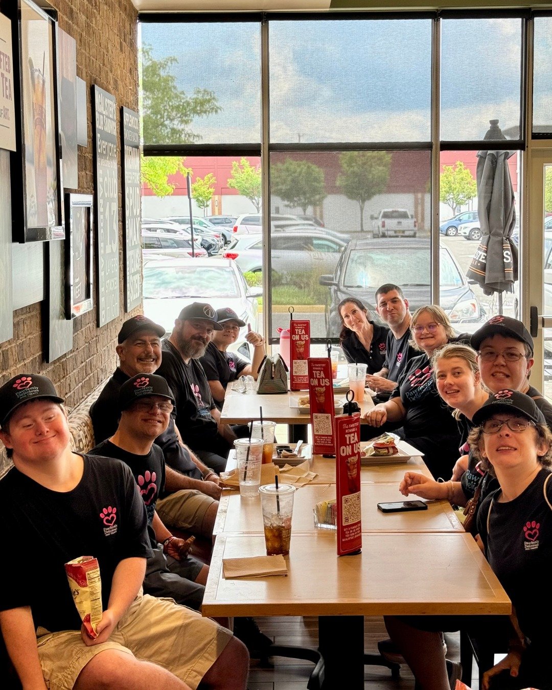 Before our baking break we went on a team outing to share lunch at a local deli -- we had such a great time together! @mcalistersdeli

#pawfectlydelicious #alexandriavirginia #thebestteam