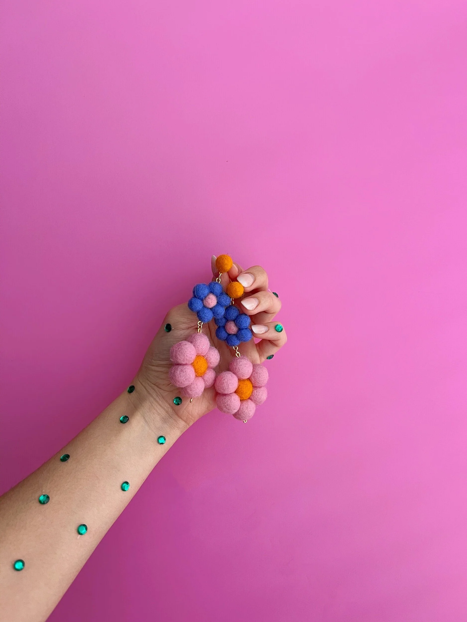 F284A3E5-4FA0-4E35-8286-47742E5748B0