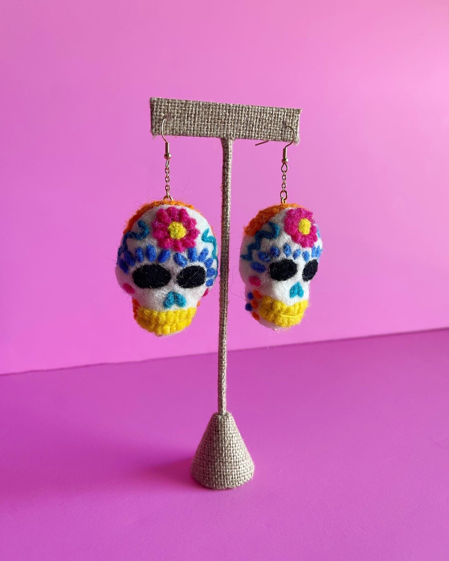 E5787F82-3D46-4BC0-A9CE-3BB83745D61A