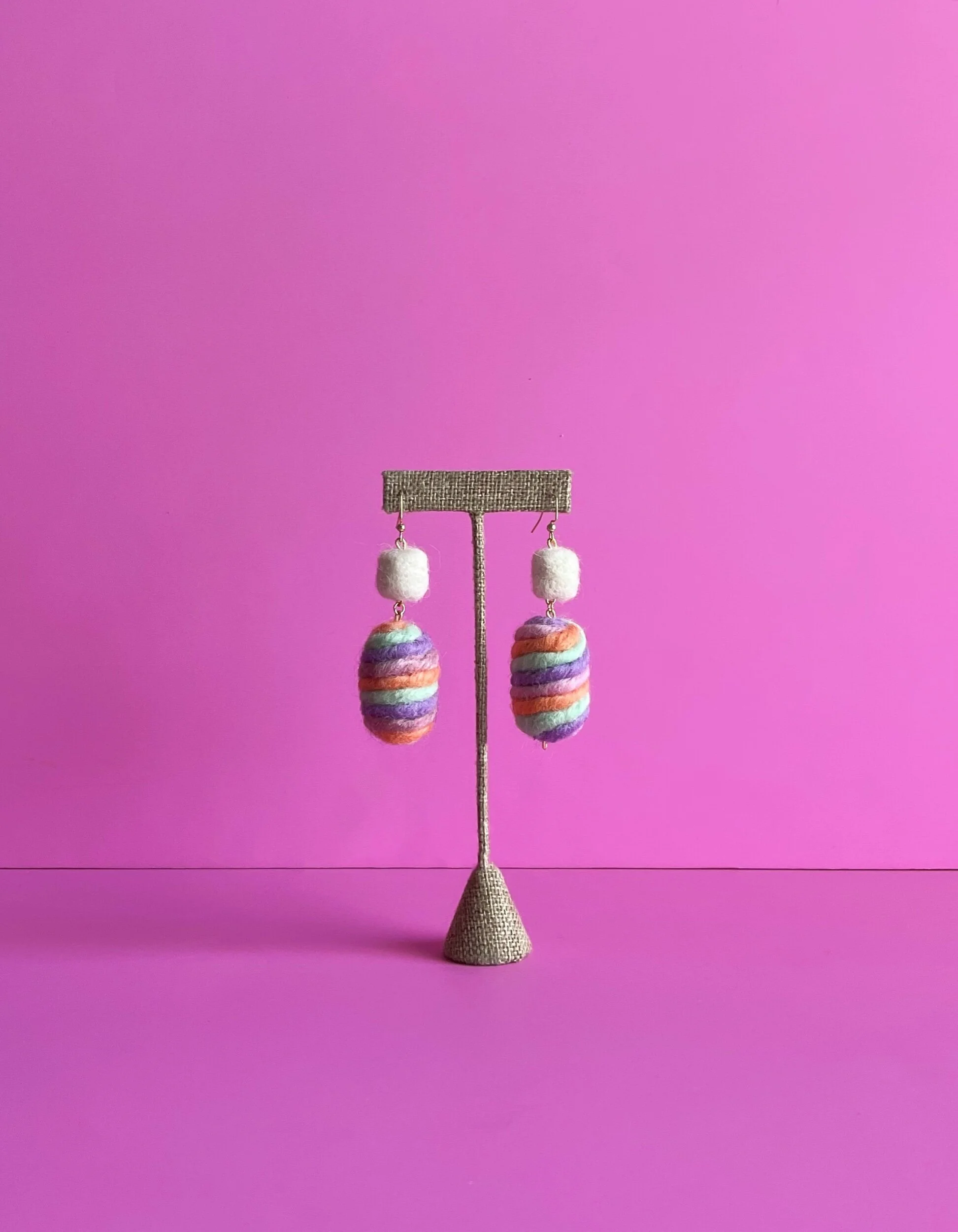 F65428AF-A0AD-4840-88AC-49FDC4B678FC