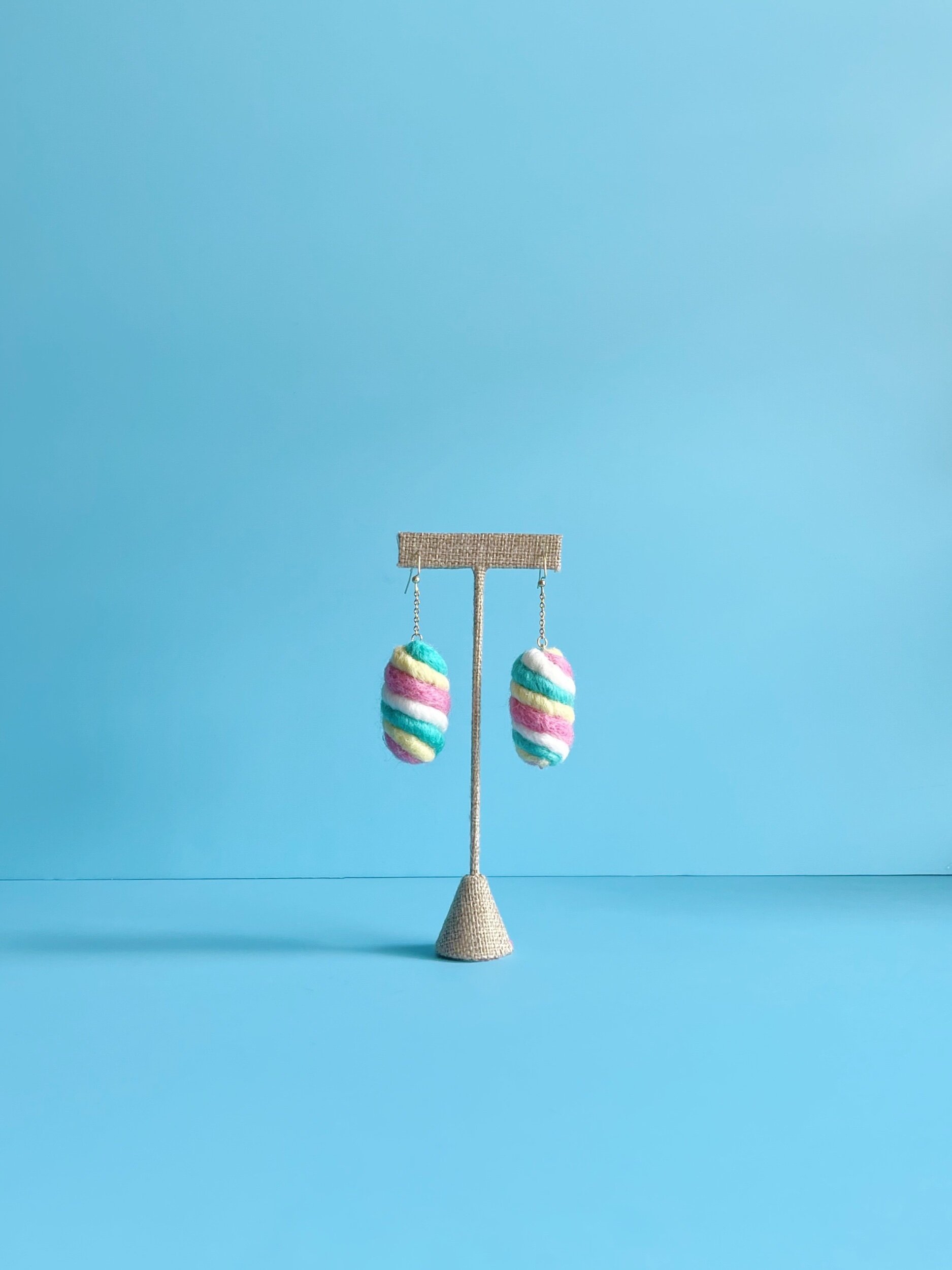 746DB990-FA1B-4053-B150-904CD16A8A0A