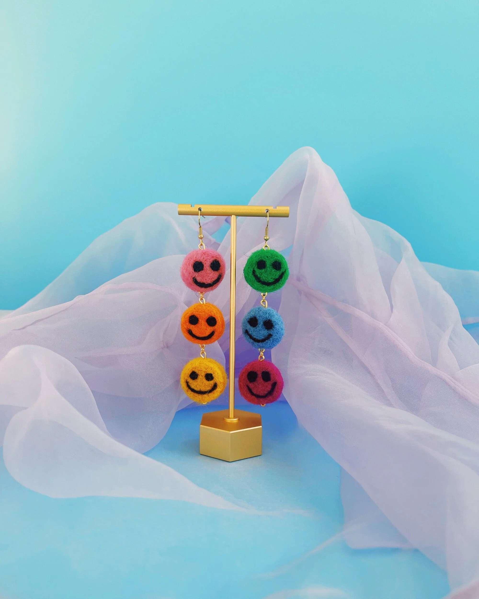 3681CC1E-A10E-4E9B-983C-6A5F4DC3B31A