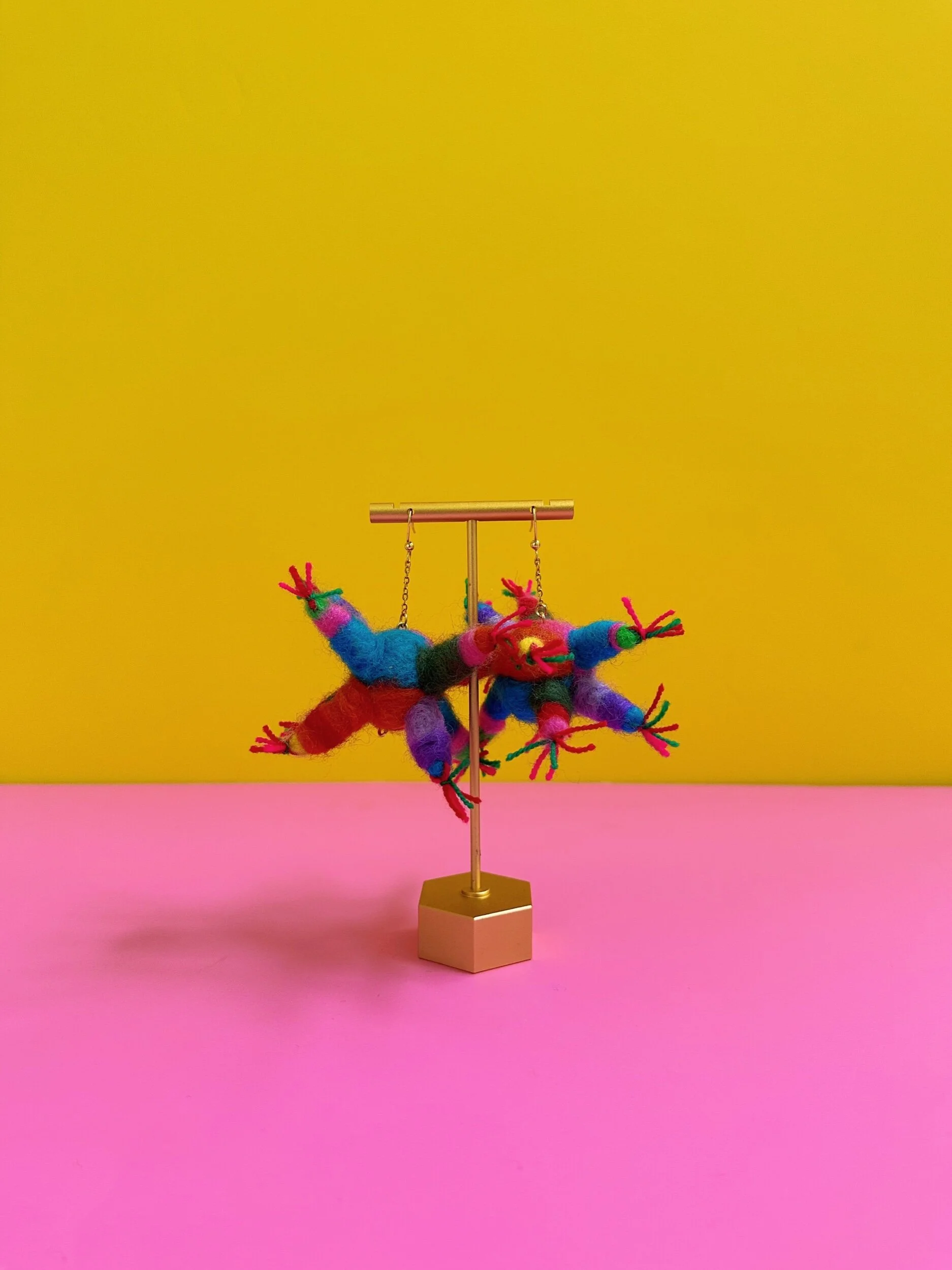 E601CB54-0153-453D-B01F-9A92851618AA