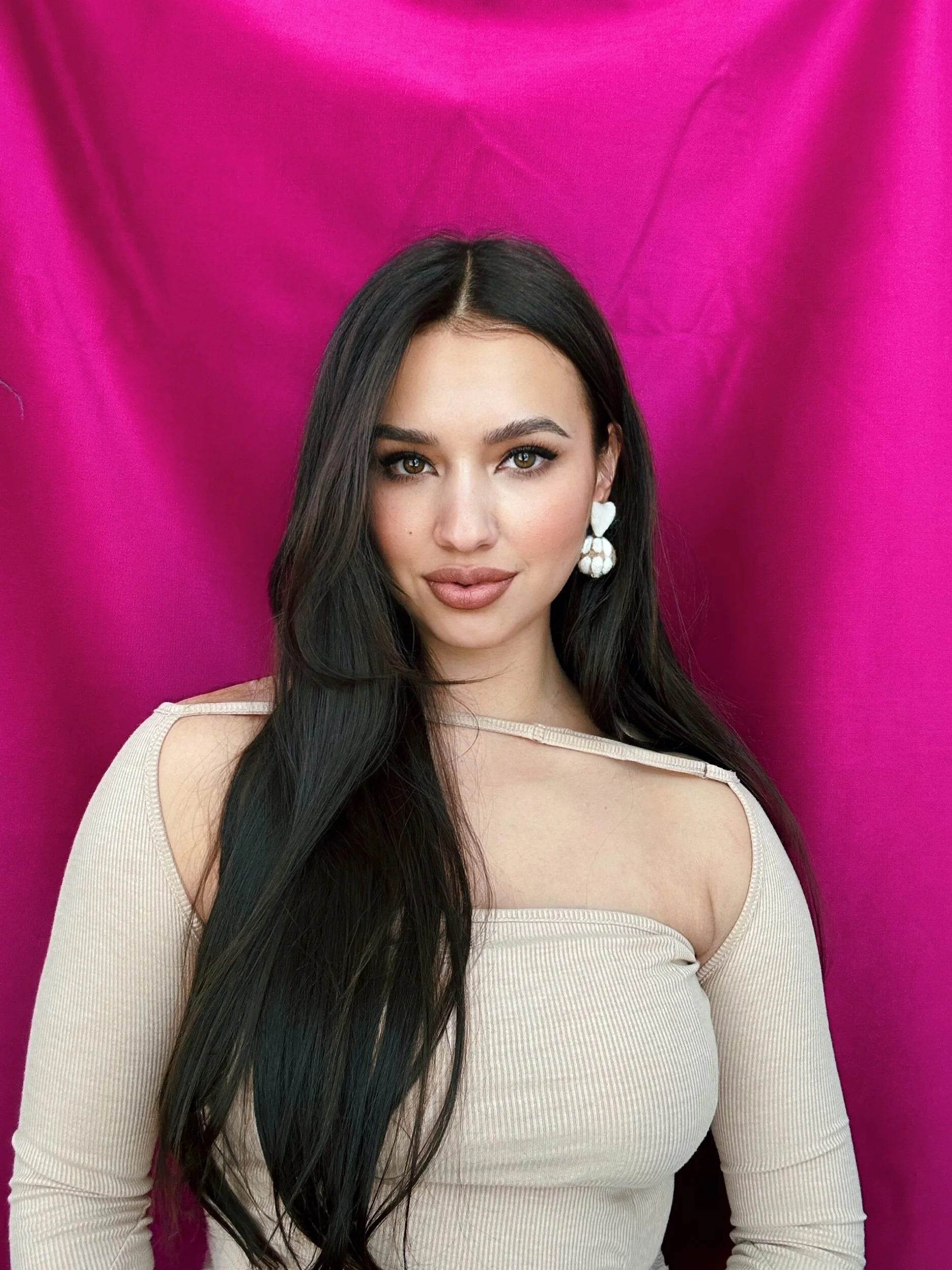 AE8DCC9A-4256-4FE9-97EC-0C3930A44959