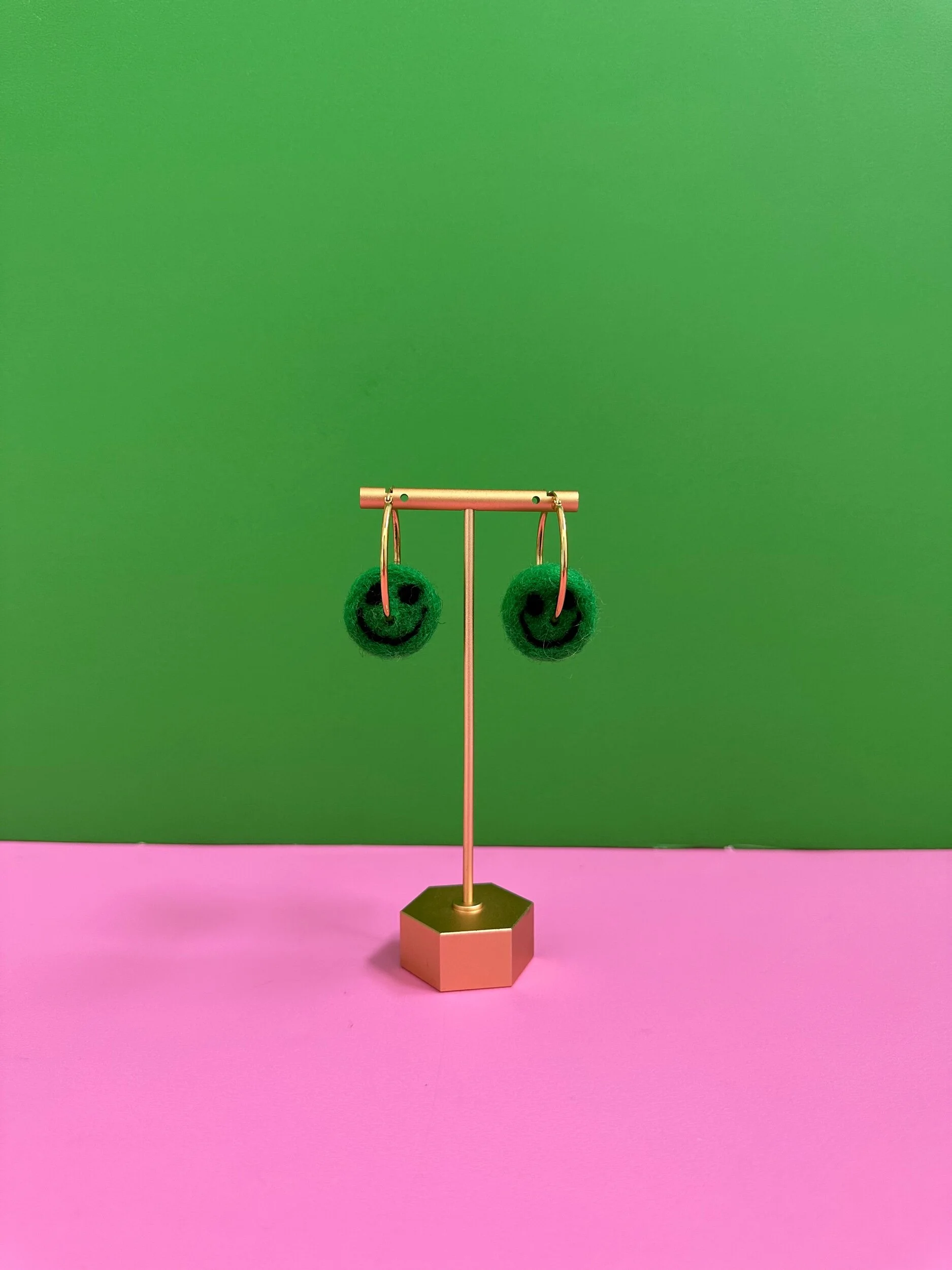 E20578A0-6A79-47FD-86B7-9A98BDC08DF0