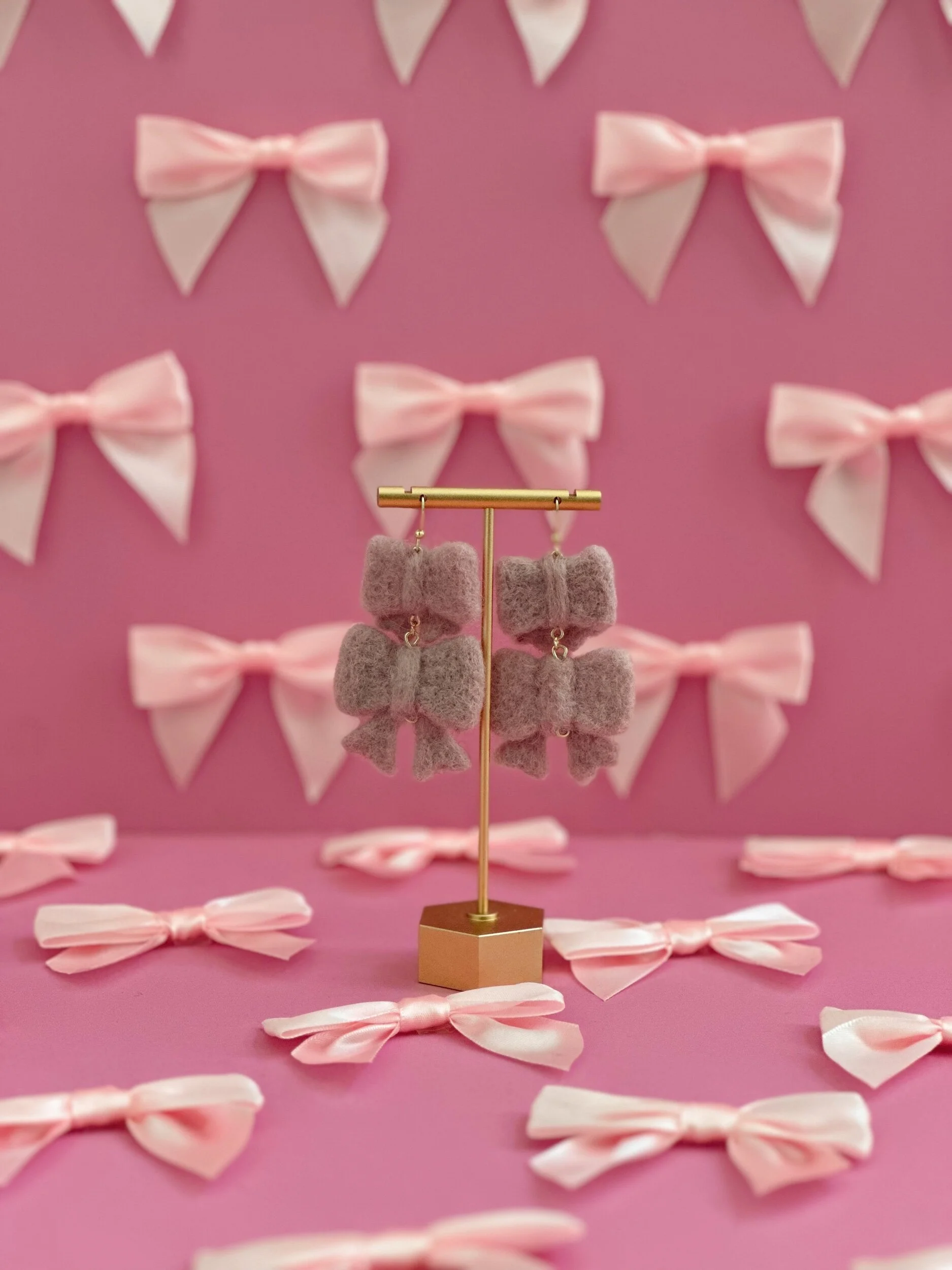 AD043B6A-479F-42CA-BBE5-880D6292072F