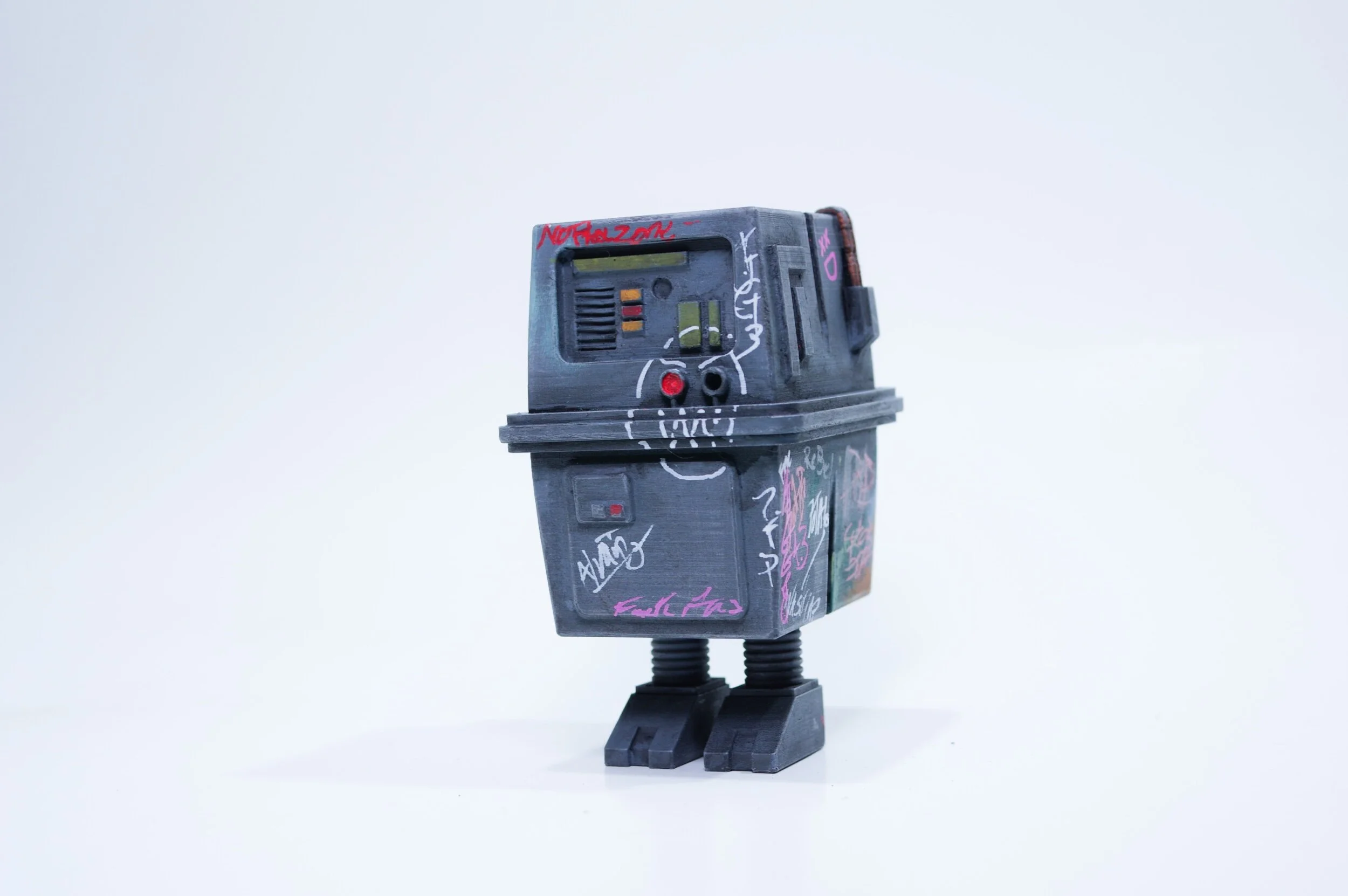 23147D56-38B9-46C8-B642-4A551829D168