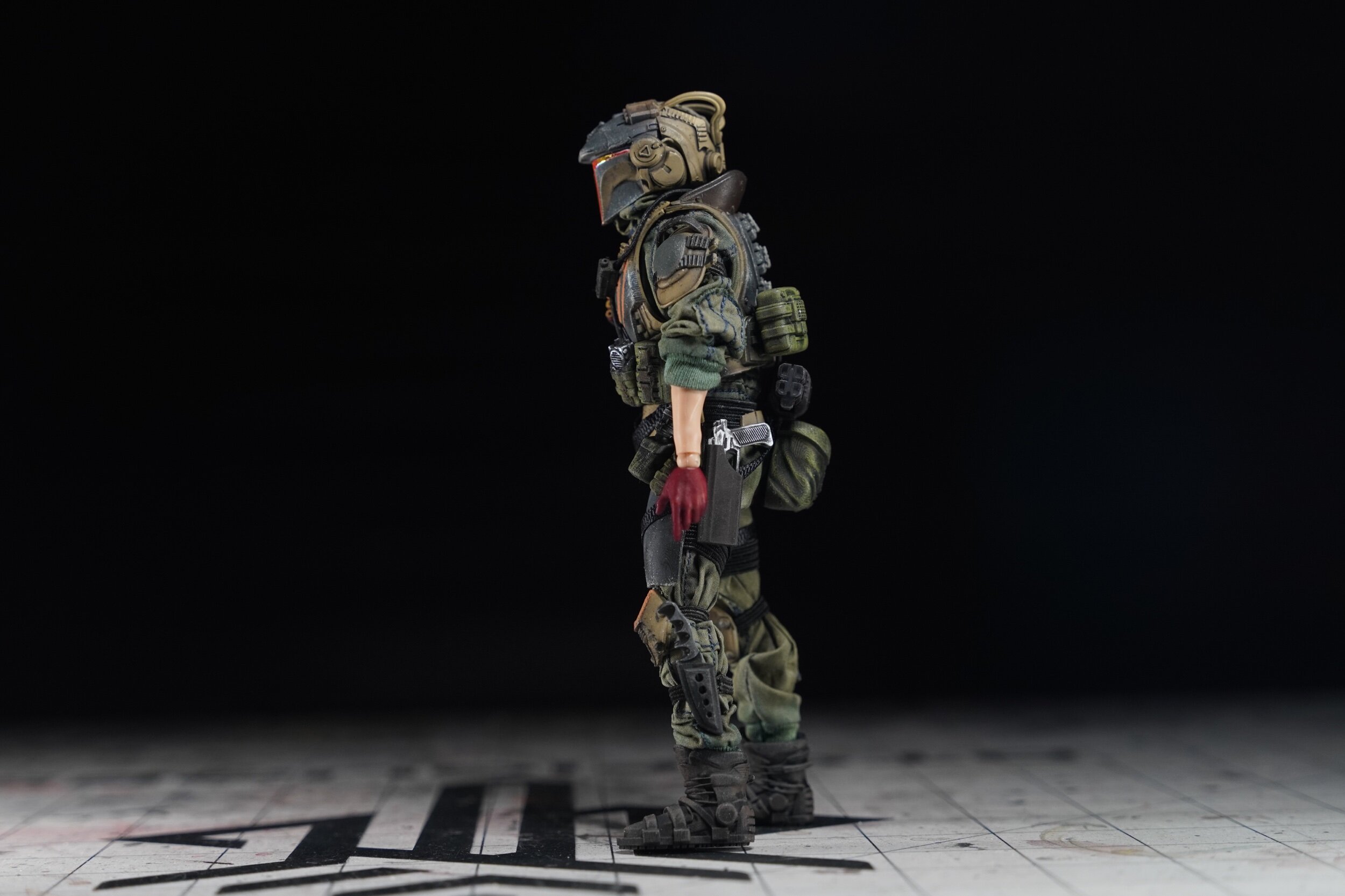 65F6485E-F32C-422B-A6E0-B0DF200022FD