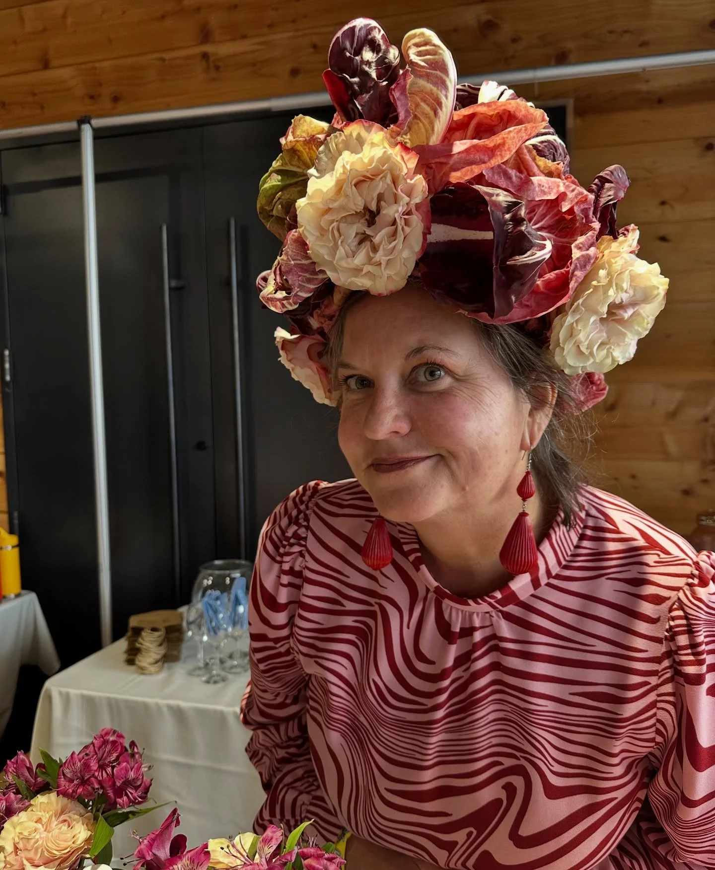 Can we just take a minute to praise and talk about my RADDICHIO HAT (scroll through for all the poses and angles 🤣)?!

I went all out with 4 Raddichio varietals, a few roses and loads of hot glue. Got up at 6 yesterday AM, spent 2 hours making it, s