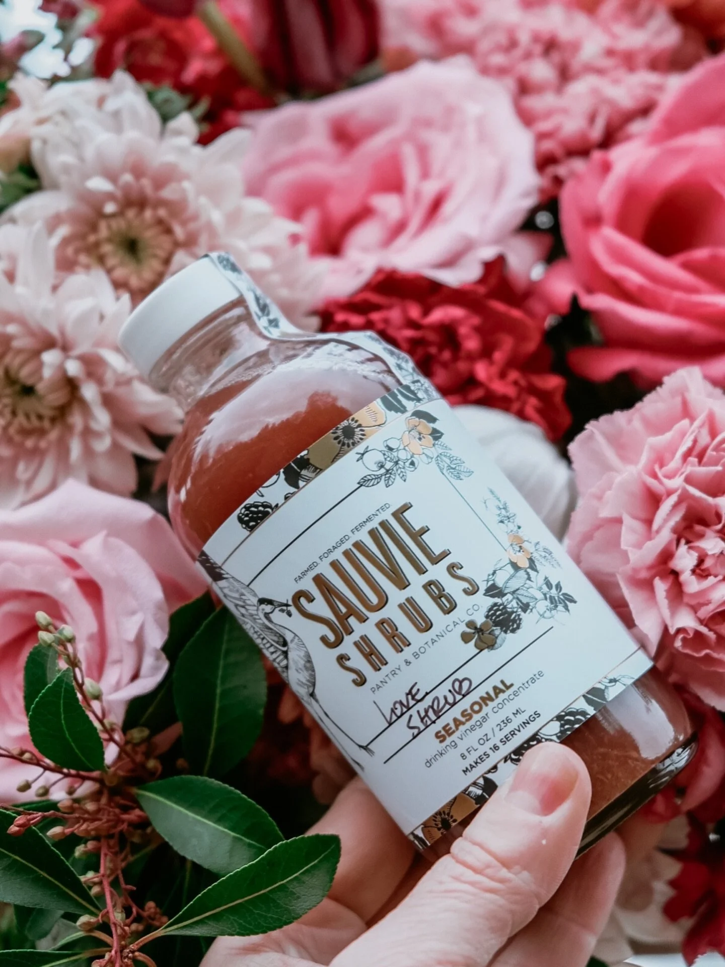We ❤️ a reason to celebrate amor in all its forms, and just in time for Valentine&rsquo;s Day! 

Meet the L💖VE Shrub 💋

This extra special small-batch is made with:
@columbiafarms raspberries
🌱Damiana (a traditional aphrodisiac known to lift the m