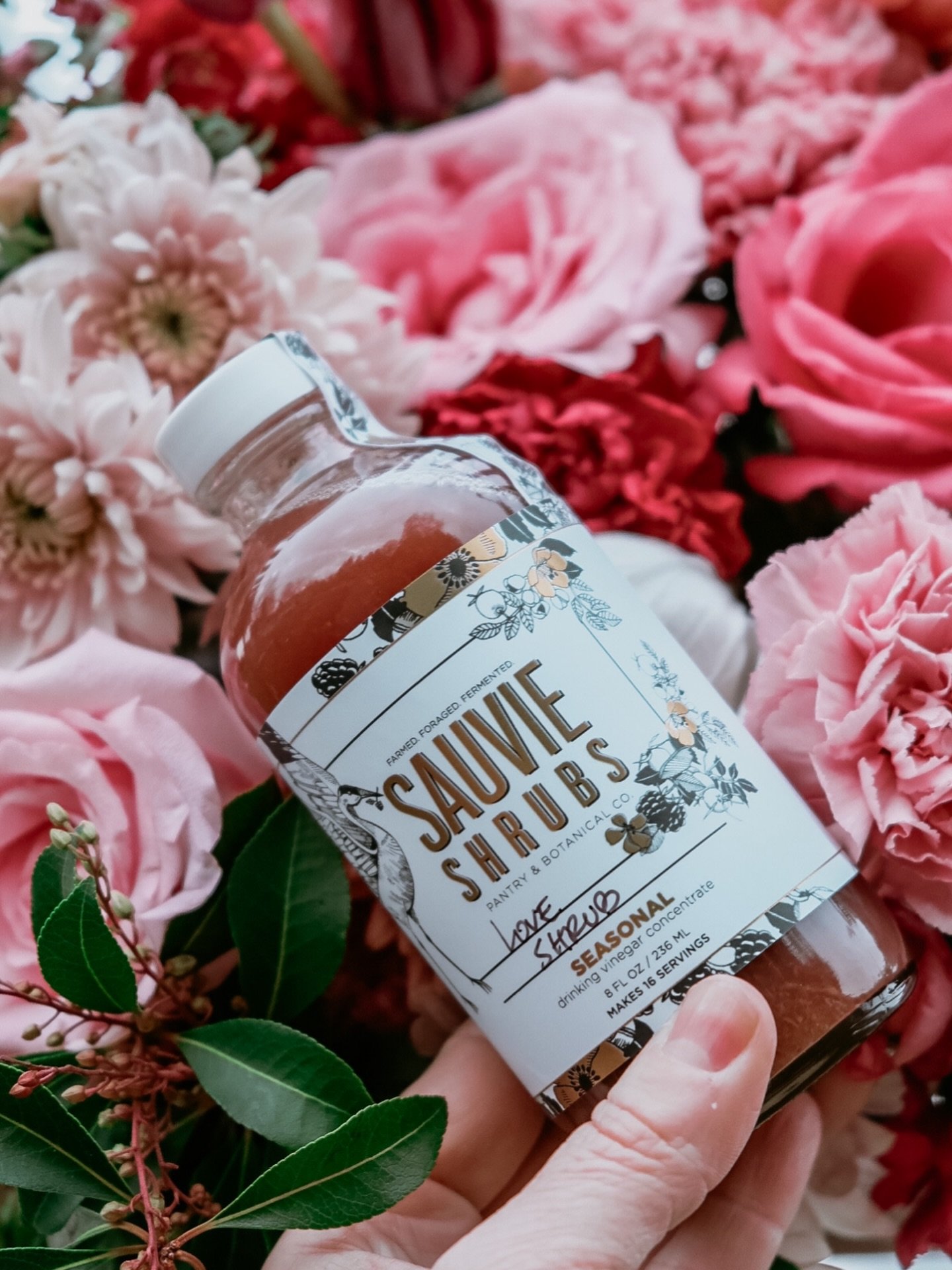 We ❤️ a reason to celebrate amor in all its forms, and just in time for Valentine&rsquo;s Day! 

Meet the L💖VE Shrub 💋

This extra special small-batch is made with:
@columbiafarms raspberries
🌱Damiana (a traditional aphrodisiac known to lift the m