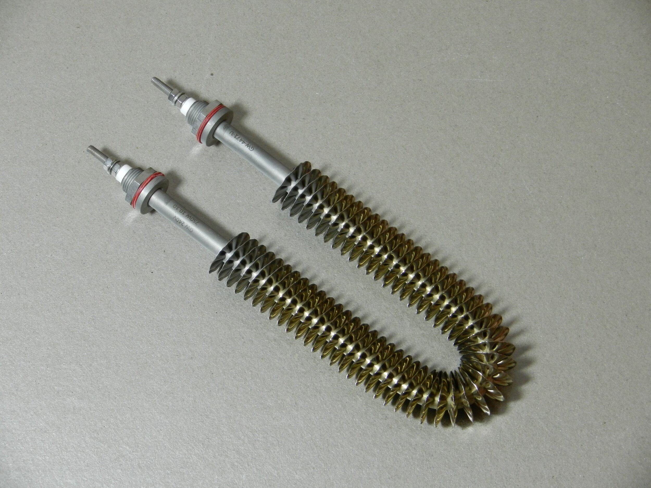 Finned tubular elements with SS Bushes (2).JPG