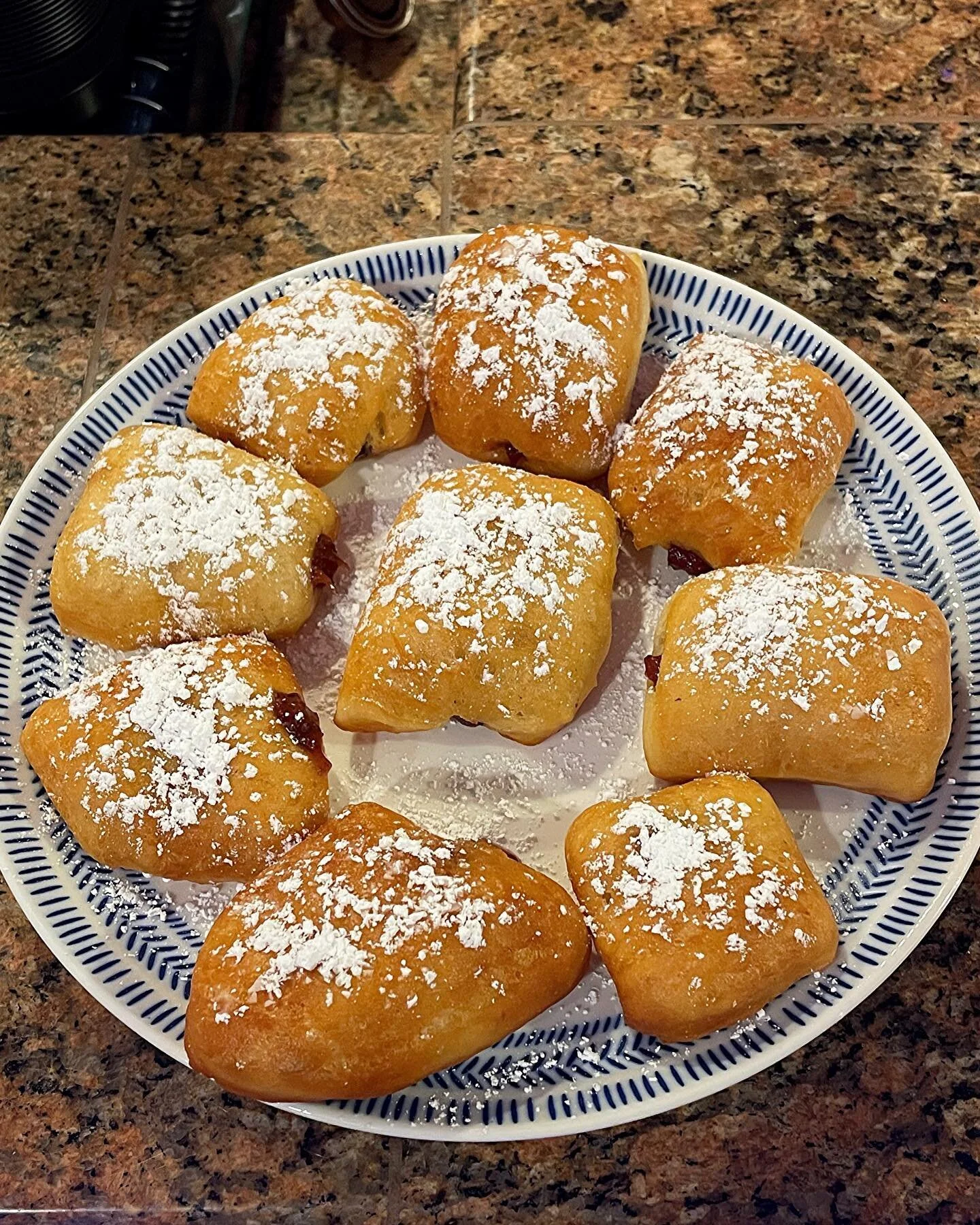 A delayed post of homemade sufganiyot adventures with @owludoin 💖

Wishing folks some warmth and light and some tender love and care for your shadows 

#sufganiyot #baking #queerbaking #thebaqueery