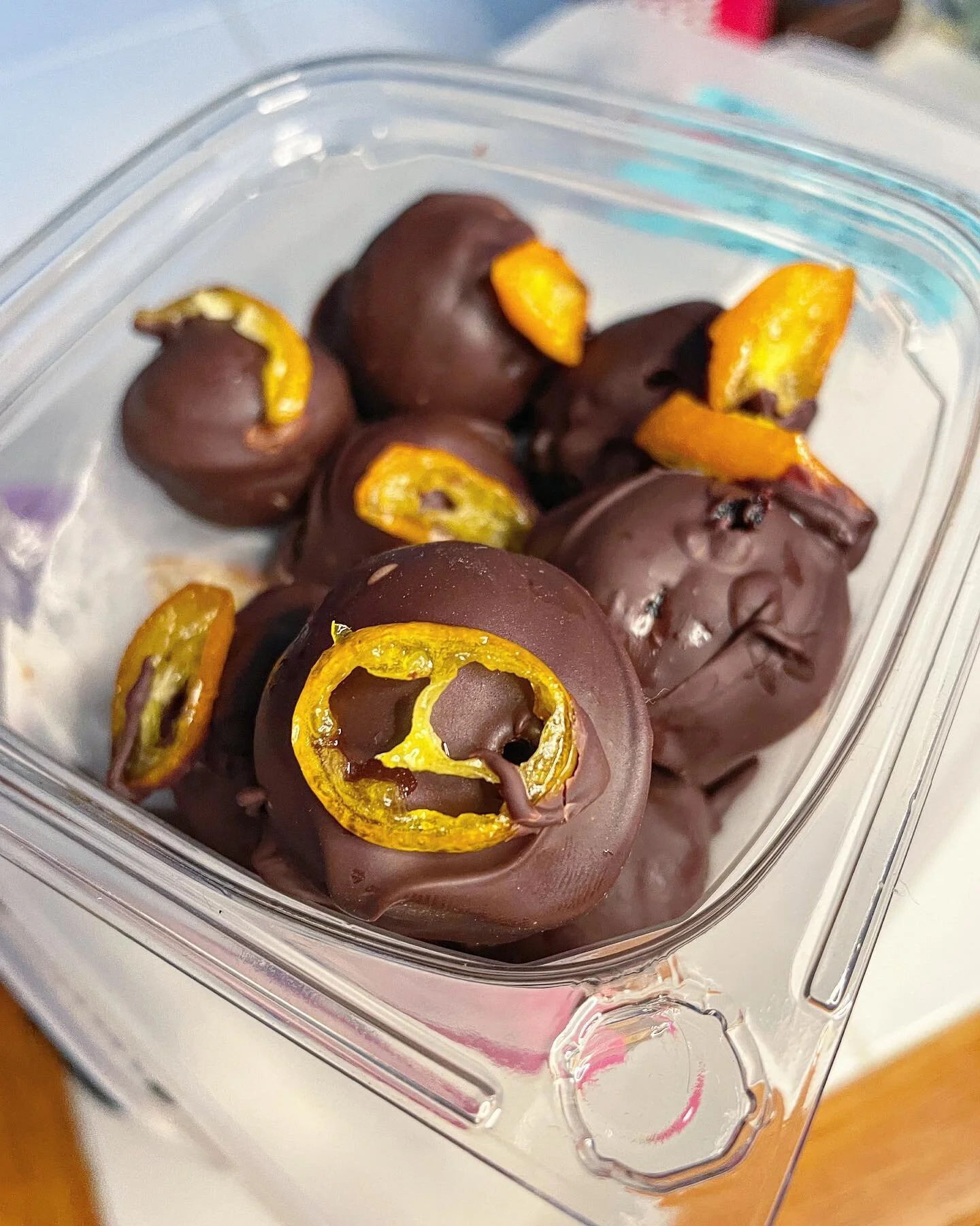 Kumquat to My Window for gf/v chocolate orange cake truffles with candied kumquats that I brought to 
@messyfemme &lsquo;s Shabbat 4 Gaza.
If you&rsquo;re looking for some awesome community connections, conversation, tasty food, and an opportunity to