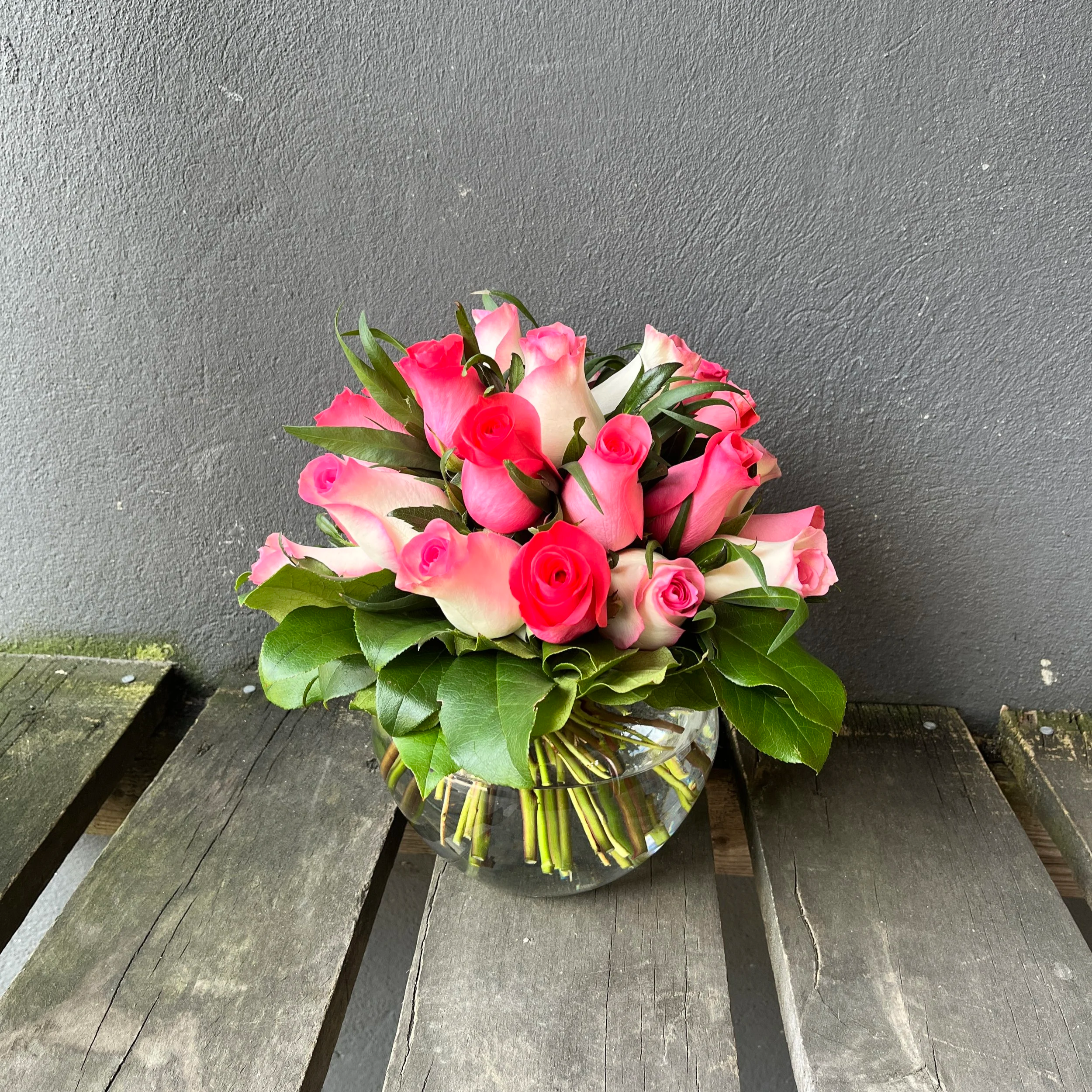 2 Dozen Rose Bowl