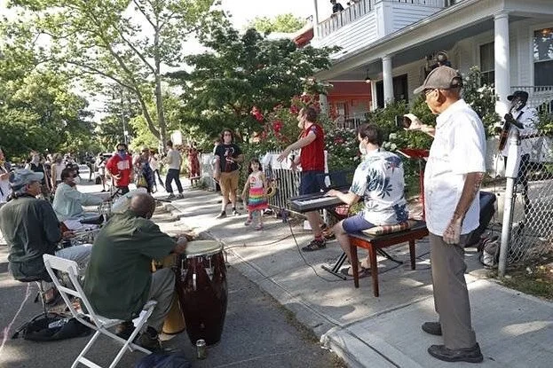 Socially distant concerts at Ditmas Park #makemusicny #makemusicday
