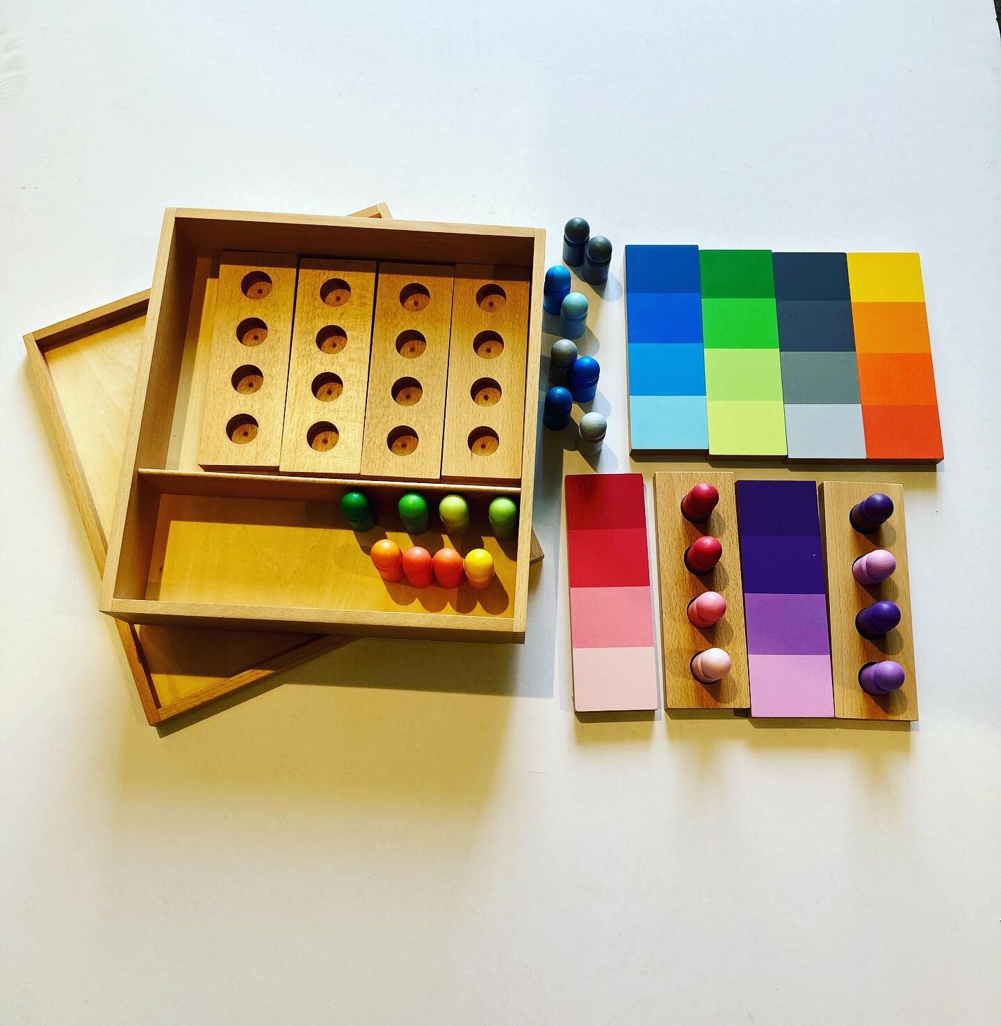 ❌SOLD❌Look at this color sorting Montessori game- what beautiful colors 100% wood! Pristine condition! What a great gift!  On consignment $45.00
#montessorilearning #woodtoys #silverlakekids #echoparkmontessori #losfelizmontessori #supportlocalbusine