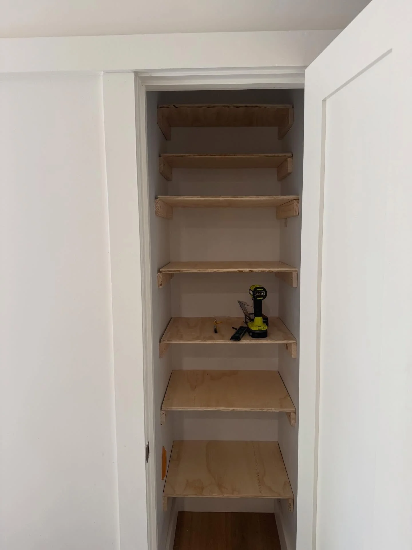 I built a closet!