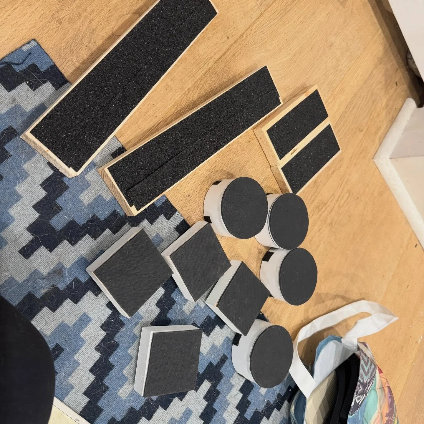 One of the problems with having no chill is to always making projects for yourself. And then wanting to do them a zillion times over to have&hellip; options? 
Just out here making tiny dog fitness stuff for mostly no super necessary reason - but my b