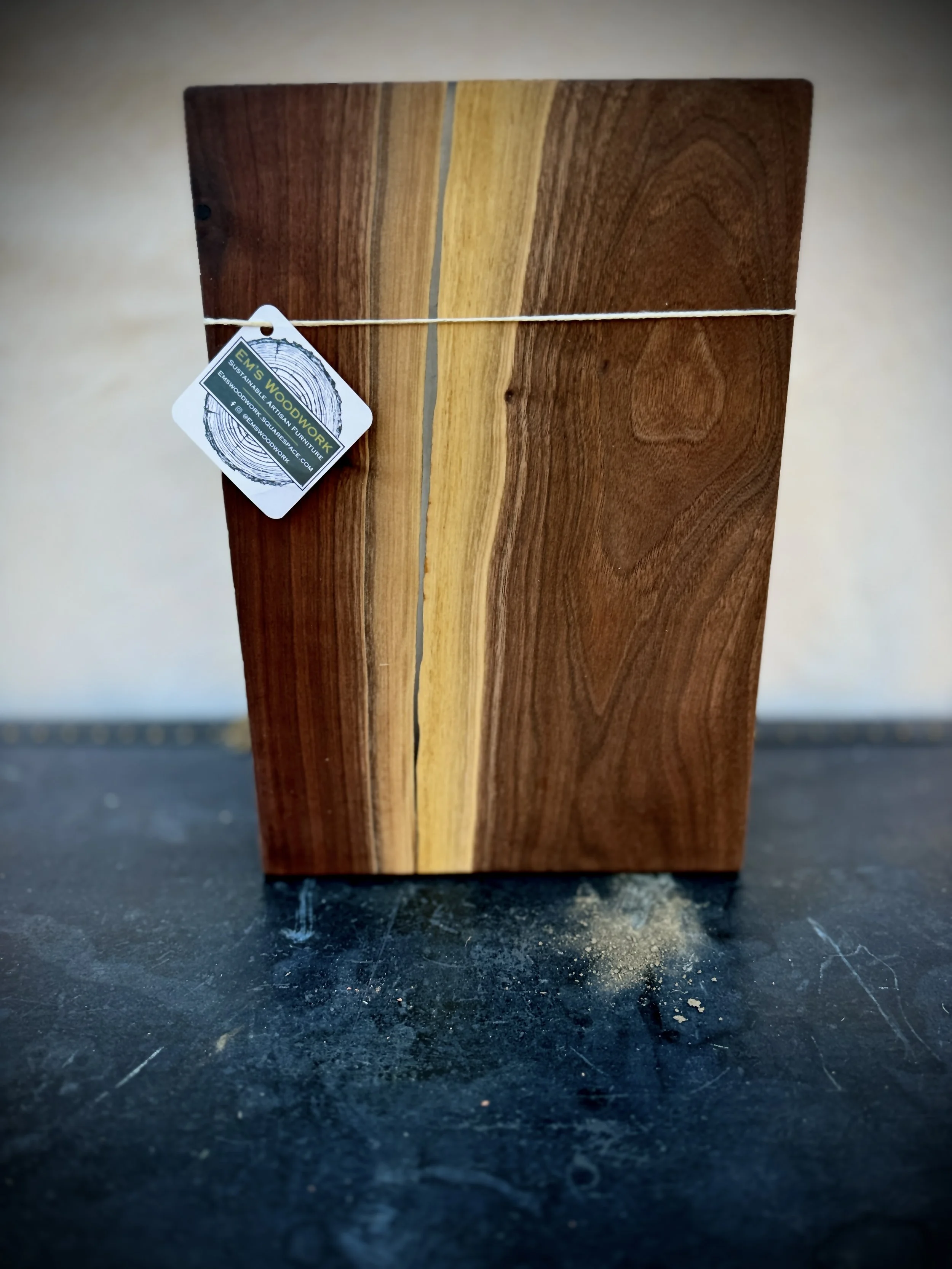 Walnut and Epoxy Charcuterie (Copy)