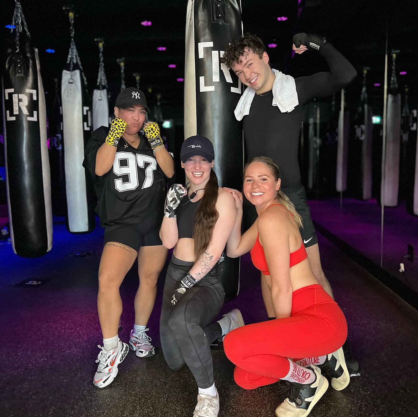Post-class glow and all smiles with our awesome Rumble Crew 🥊
⠀⠀⠀⠀⠀⠀⠀⠀⠀
Share your post-class glow with your Rumble crew and tag us! 🏷️
⠀⠀⠀⠀⠀⠀⠀⠀⠀
#rumble #rumbleboxing #rumbleboxingstudio #rumblefam #rumblecrew #community #fightclubmeetsnightclub #