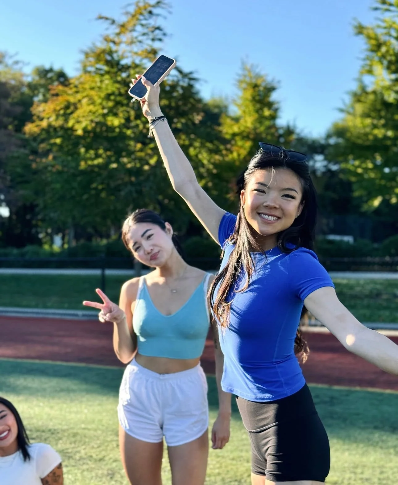 Sunny days, sweaty nights, we train together through it all.

Bring your hype squad, grab your gloves, and turn the next class into your crew&rsquo;s highlight reel. Spots go fast, book now and we&rsquo;ll save you a bag.