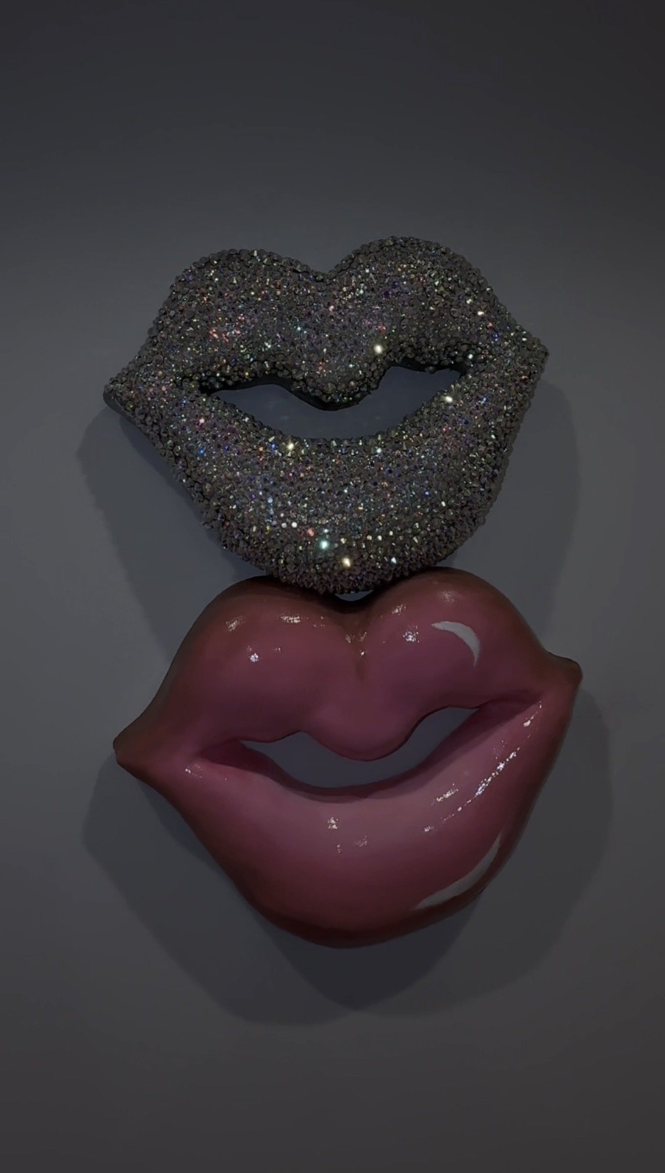 Crystal Wall Lips