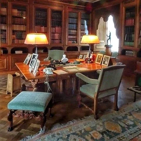 biblioteket.jpg
