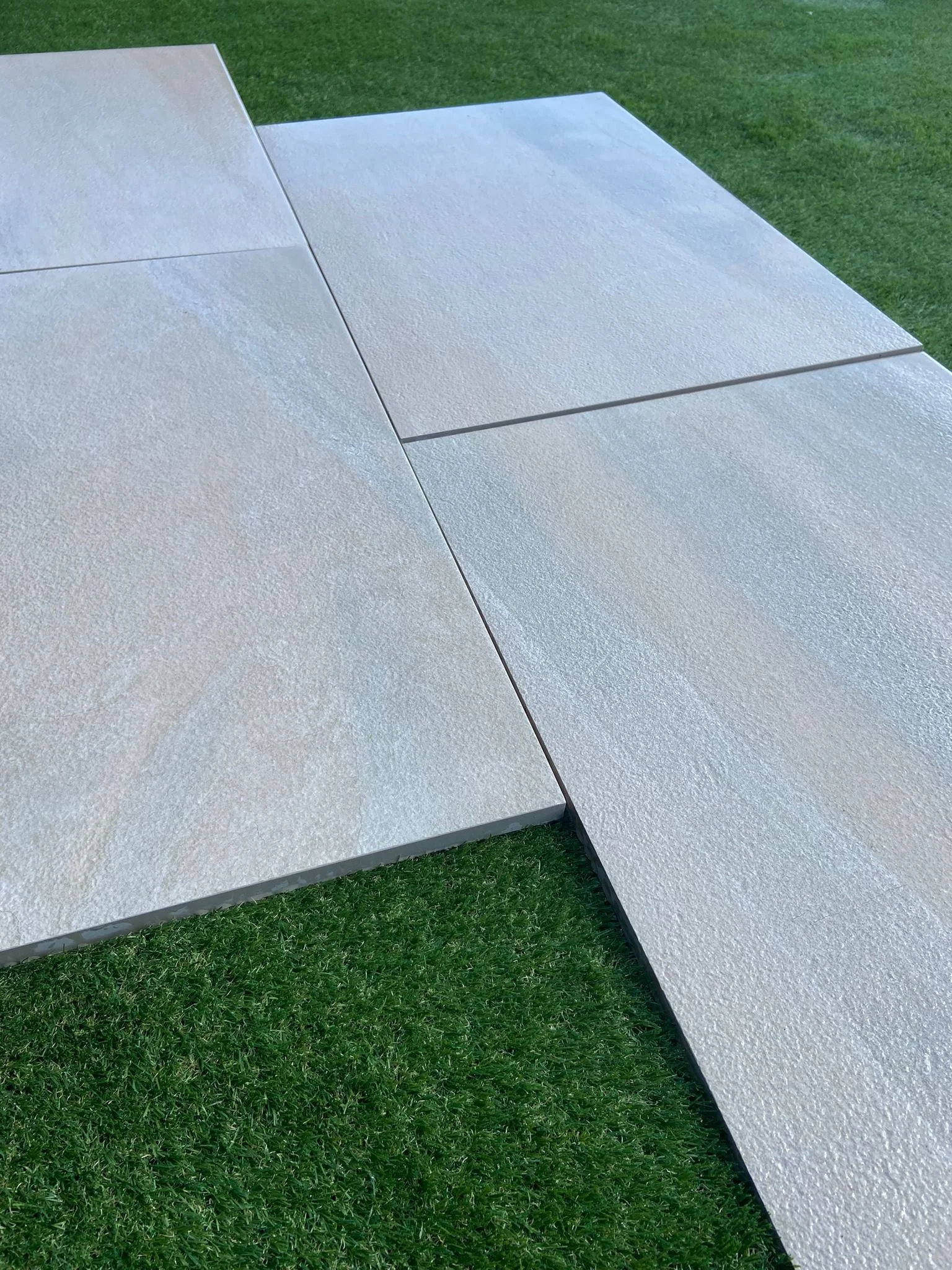 Image of Shanlieve Stones Ivory Porcelain Paving as supplied by them from their quarry in ewry County Down, Northern Ireland 