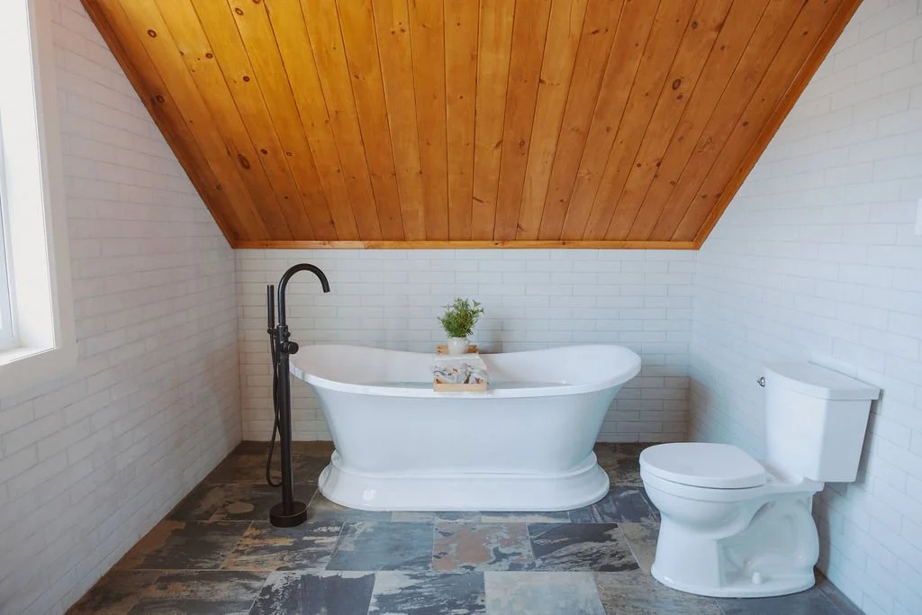 Country style bathroom with natural wood and slate- Anika Schachtler Design