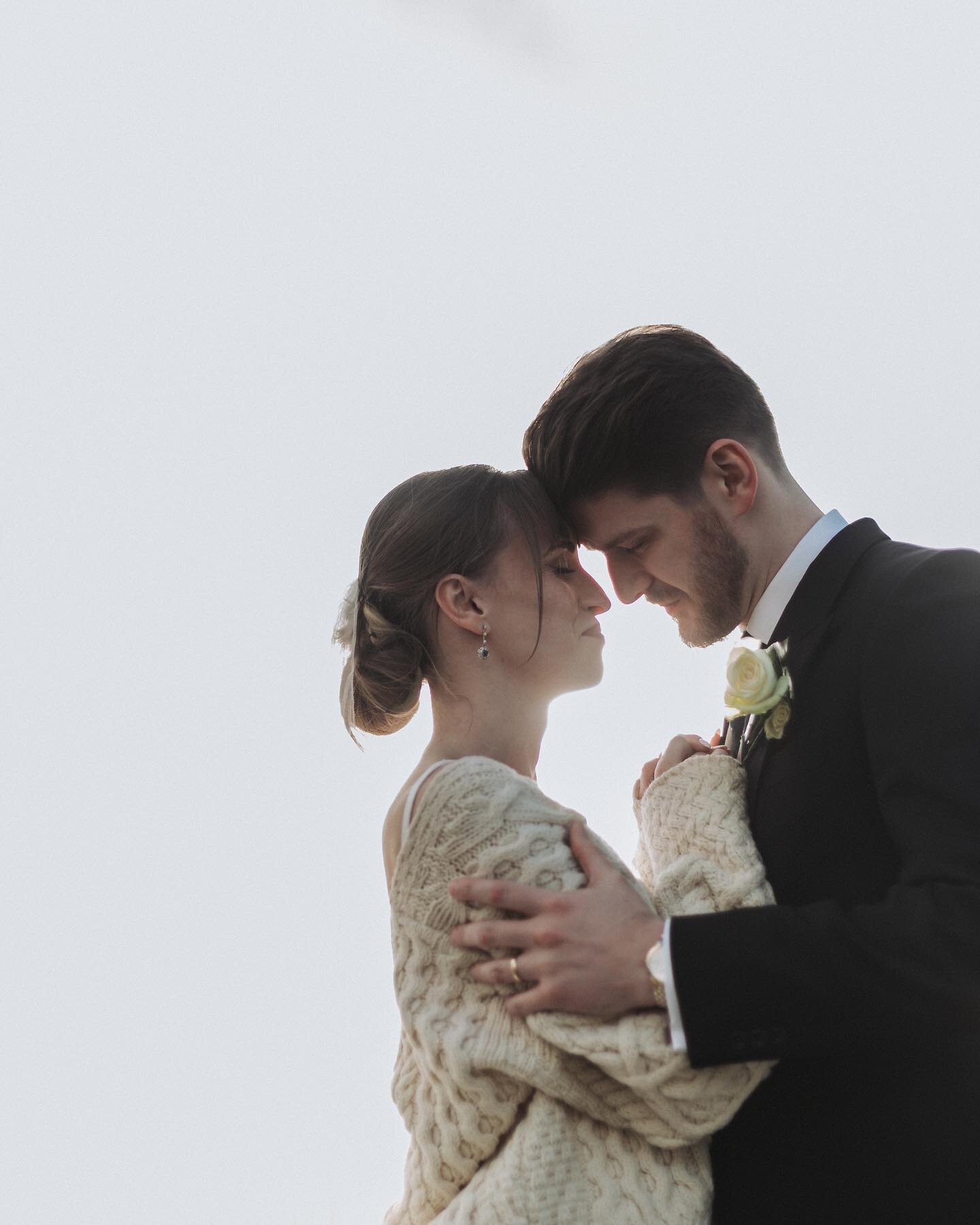 What a day! The newlyweds Clare and Sam celebrating their special day in style. 

#irishweddingphotographer #irishphotographer #irishwedding #irishelopement #irishengagment #irishproposal #loveauthentic #filmpalette #littlethingstheory #agameoftones 