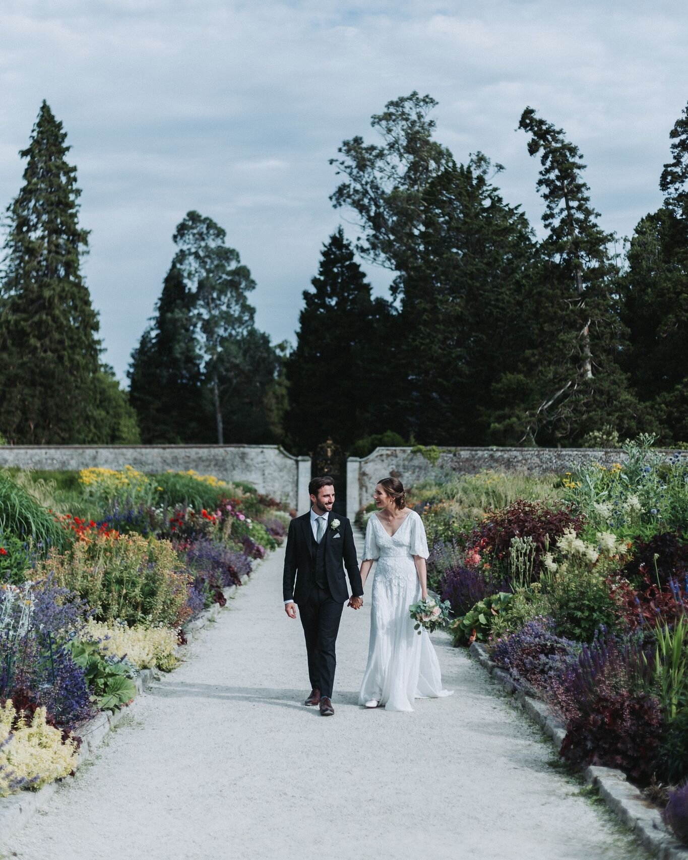 From the dress to the flowers to the happy couple, every detail was picture-perfect on Ben and Pheobe's Wedding Day 🌷👰🤵 

#irishphotographer #irishweddingphotographer #irishproposal #weddingphotography #weddingday #weddingdress #wedding #weddingin