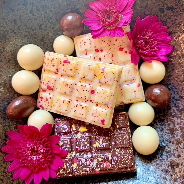 We&rsquo;ve been experimenting with smaller scale chocolates recently, with new flavours, and graffiti speckles inspired by floral colour palettes. This photo of our choco coffee beans &amp; tasty new little bars was sent by a friend this morning... 