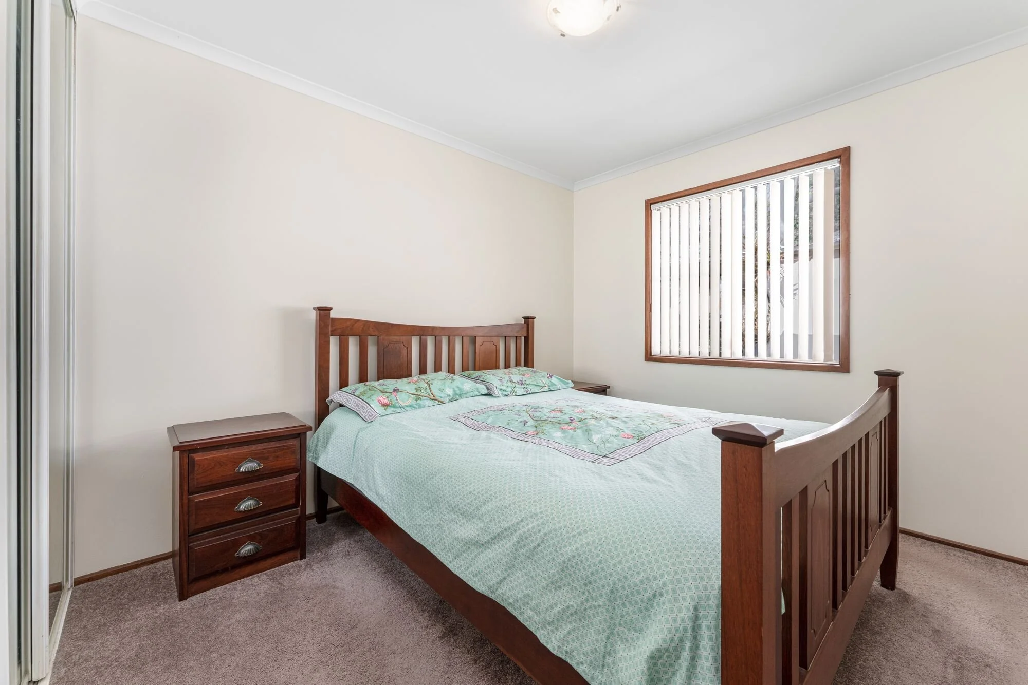 #80 main bedroom.jpeg