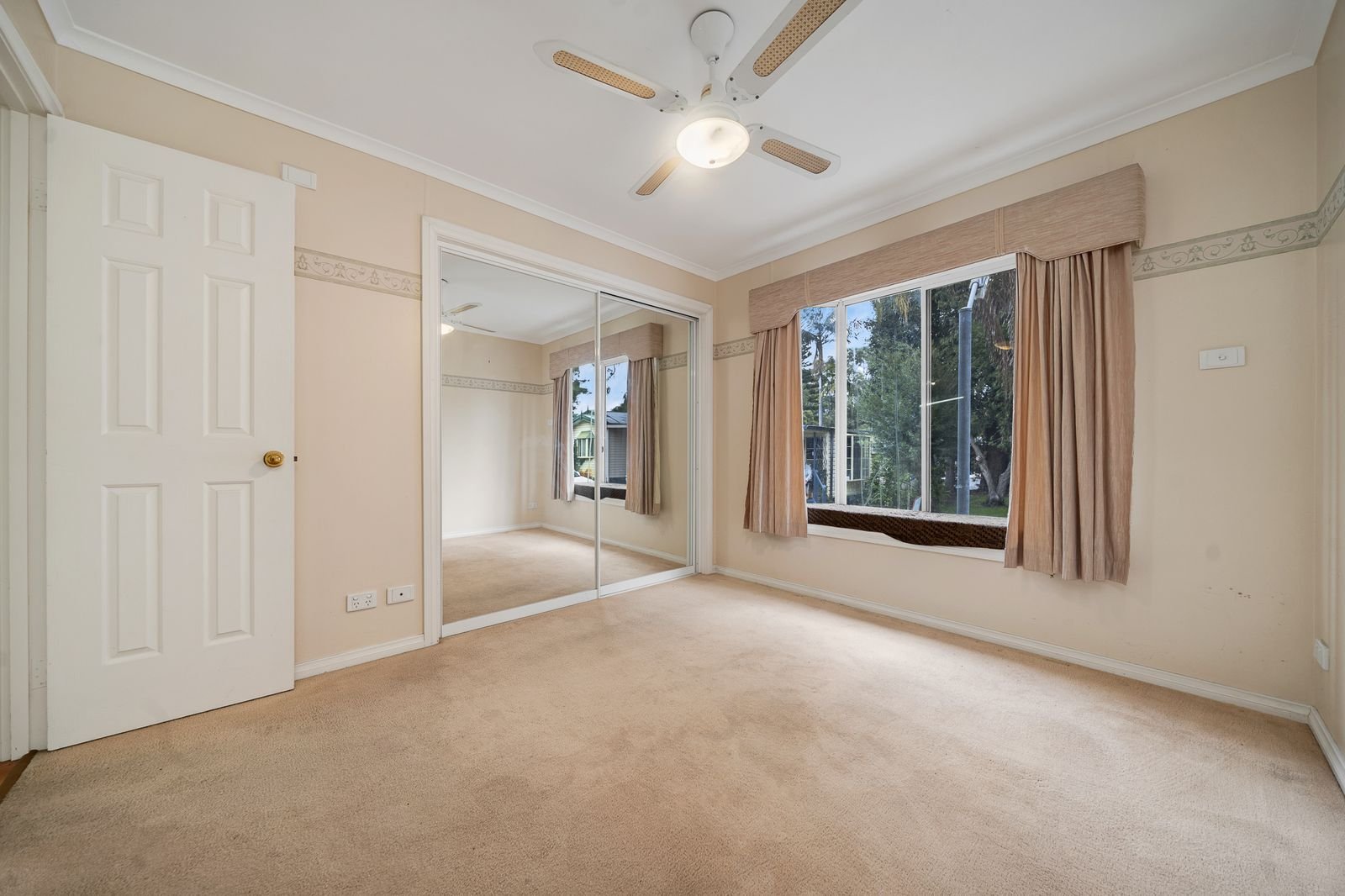 #14 main bedroom.jpeg