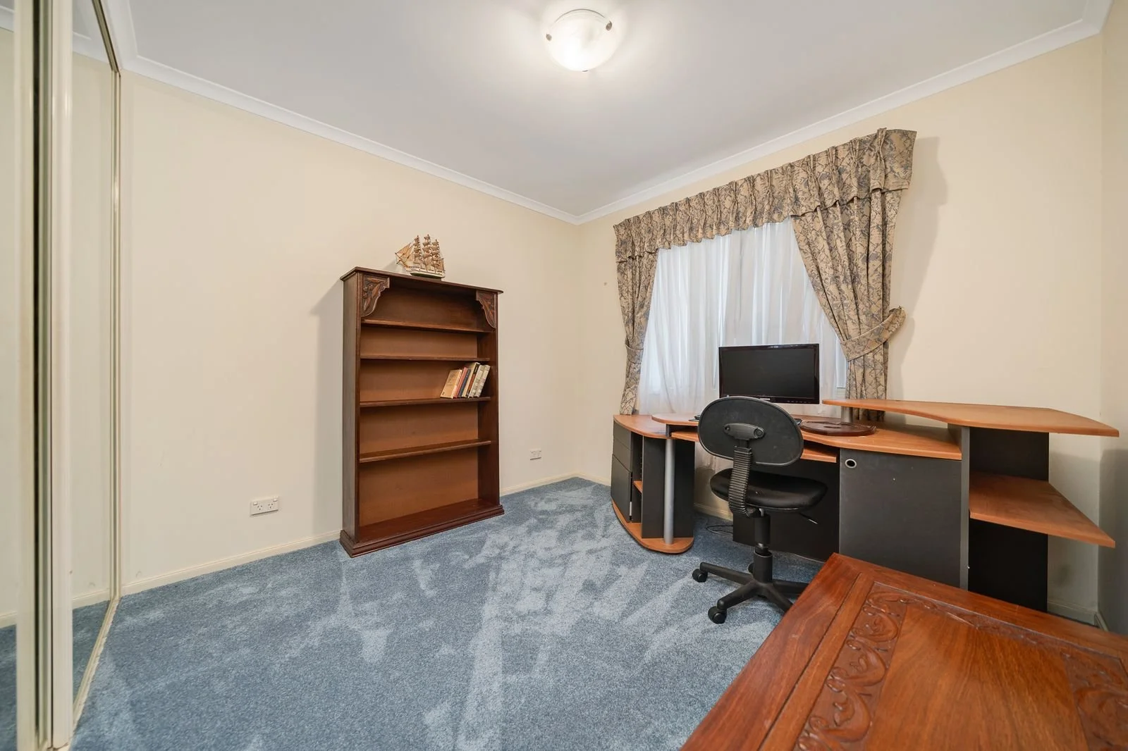 #101 bed 2 office.jpeg