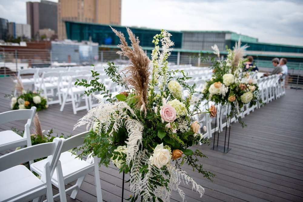 wildhill_flowers_ceremony.jpg