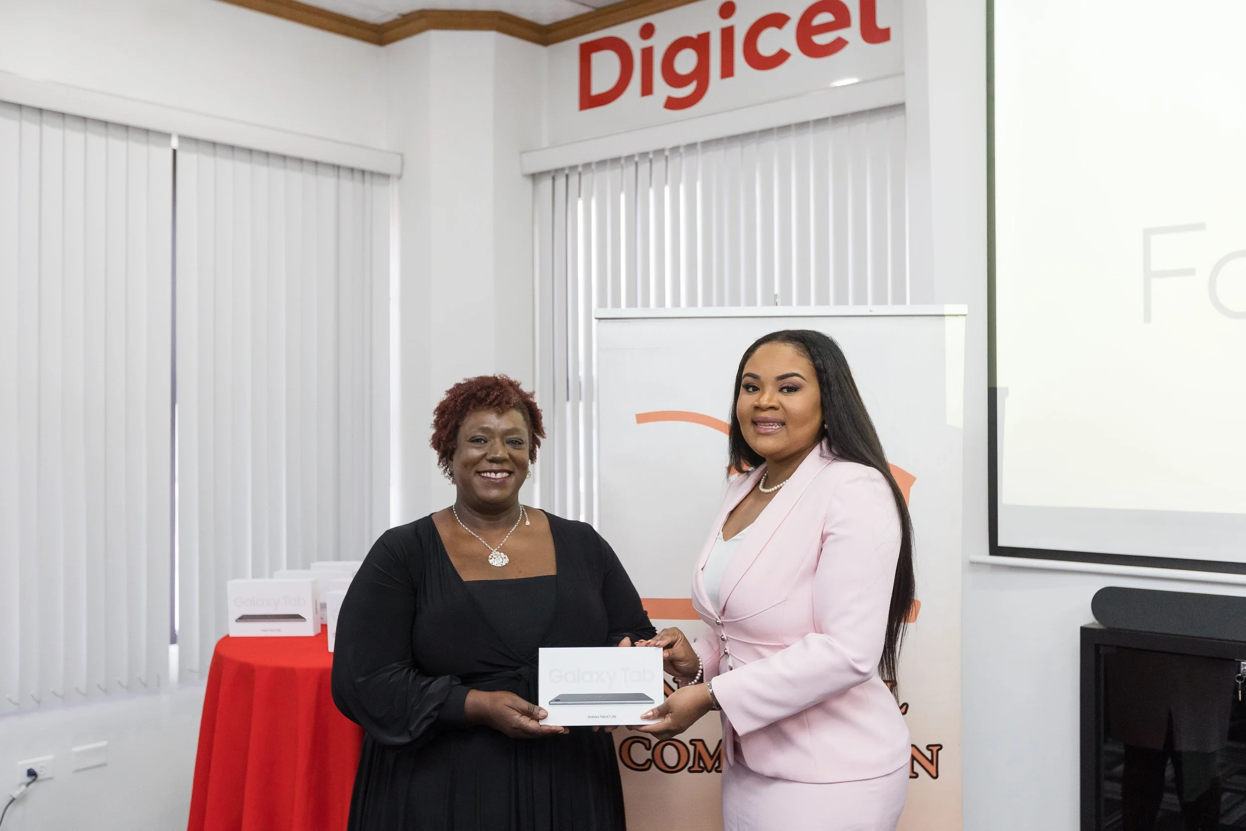 DIGICEL FOUNDATION SPONSORS TABLETS, TO EMPOWER SINGLE MOTHERS