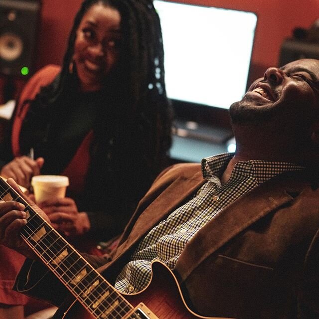 Fun times song writing with Ms. @jessicareedymusic .  Clearly there was laughter involved