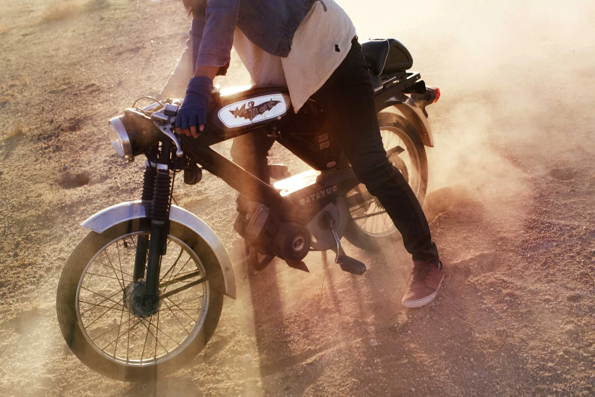 Mobats w/ Sam Robinson