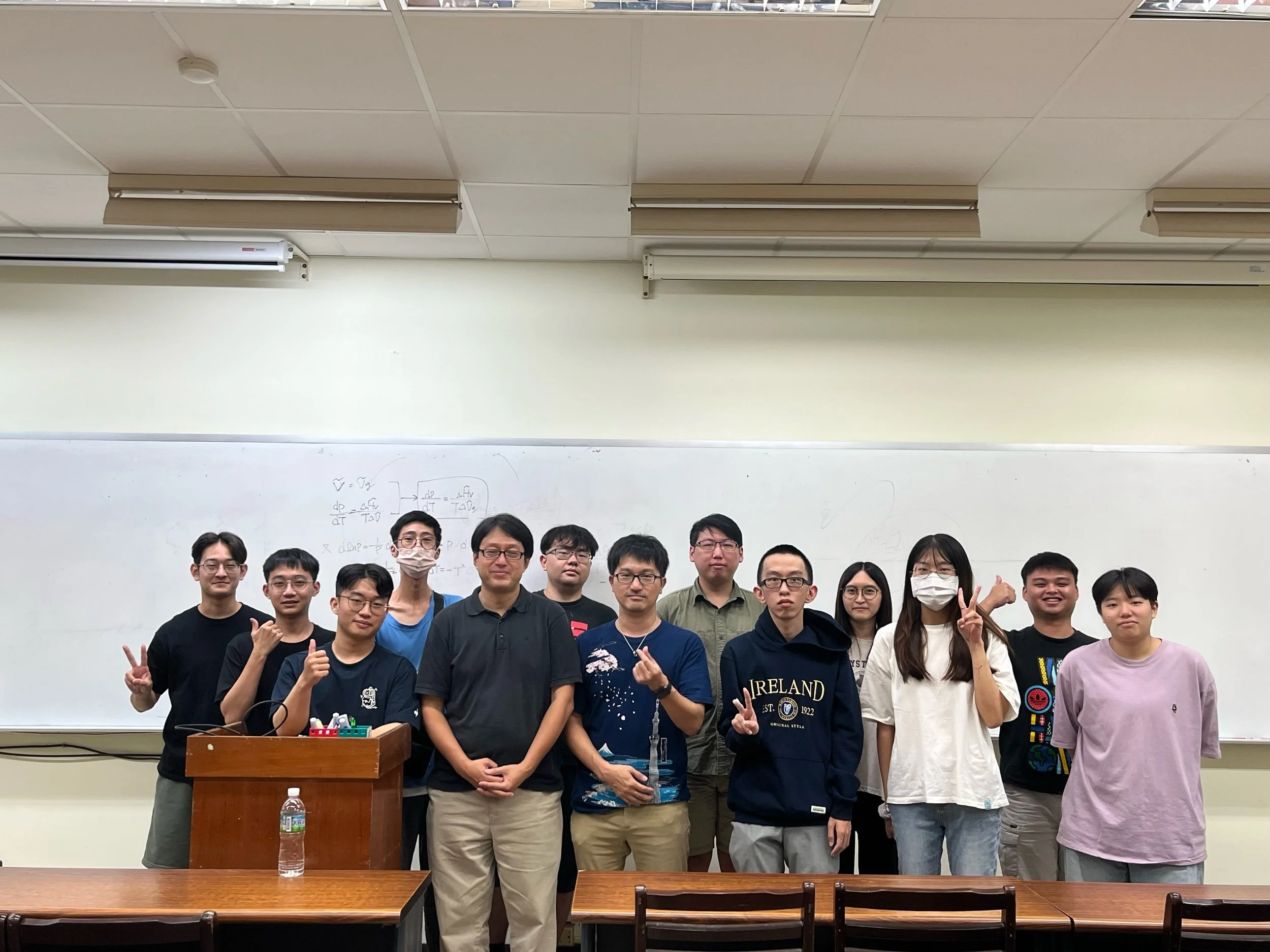 越南 Van Lang 大學的峰尾浩文老師來中正訪問!