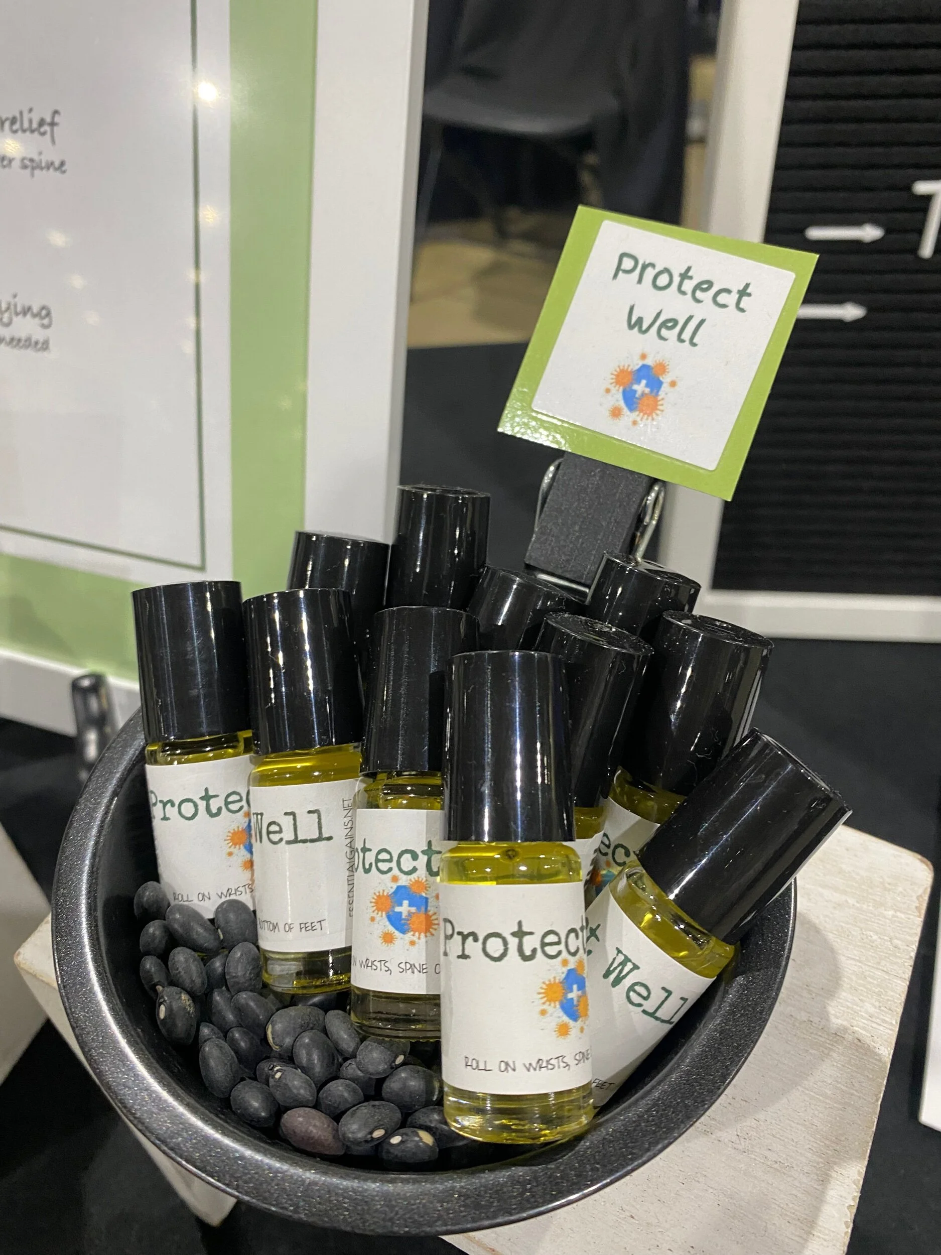 EB87833D-C612-41E4-A961-950DD08CFEAF