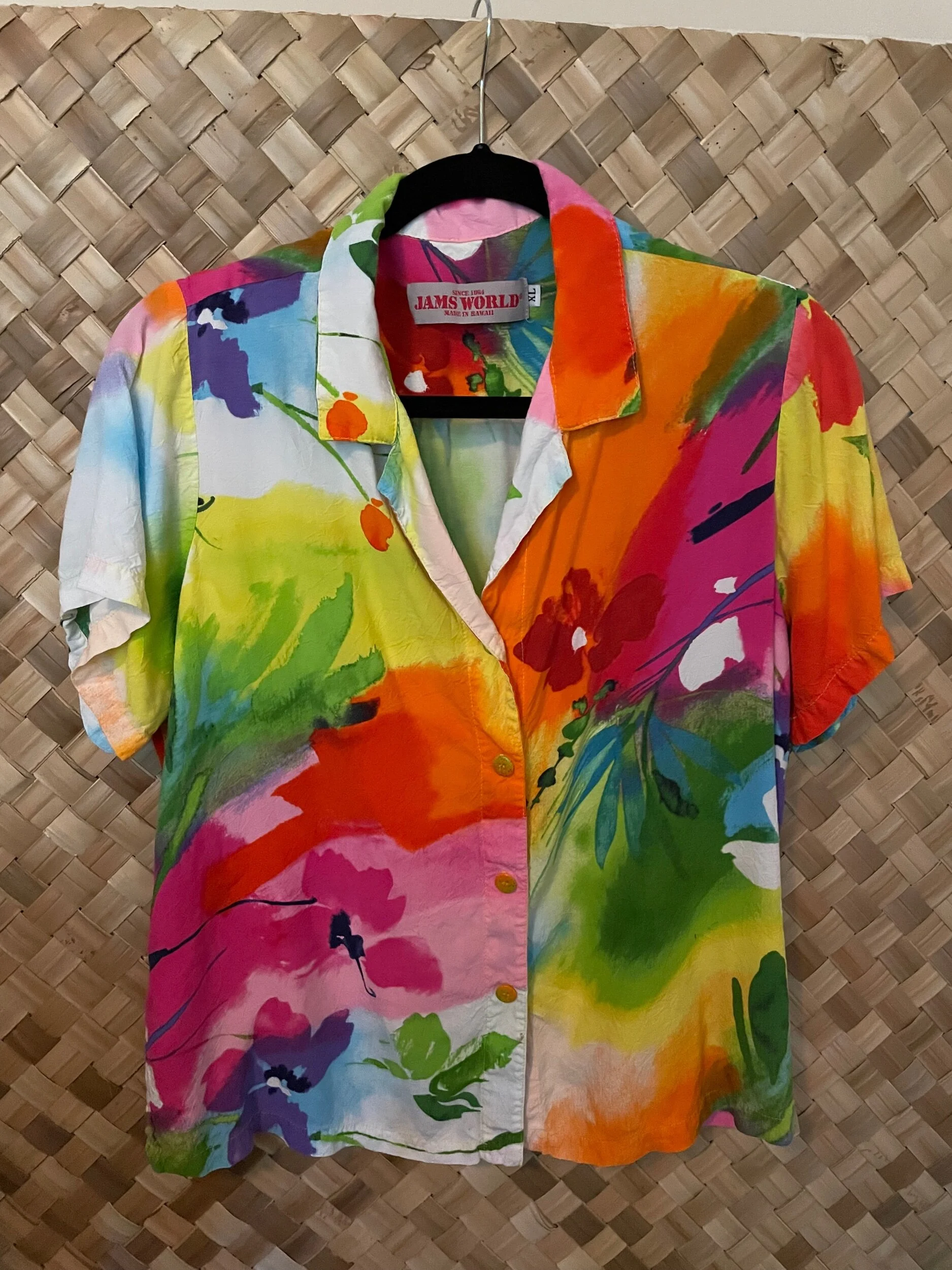 7DBFC044-1FAE-4A00-A70C-D98F4BC2AA3E