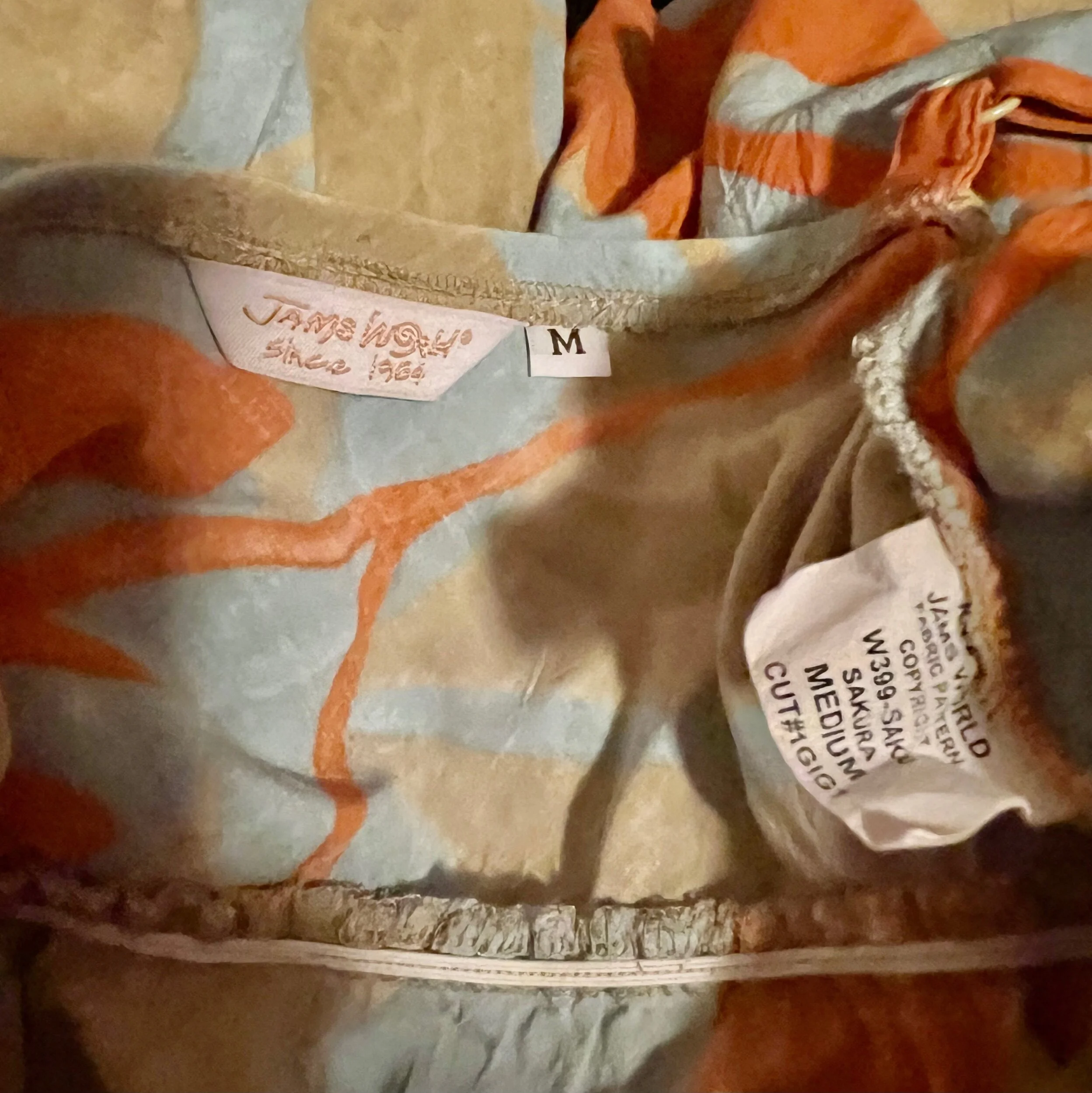 BAE759F4-D31E-4A20-8587-0CBA14D21071