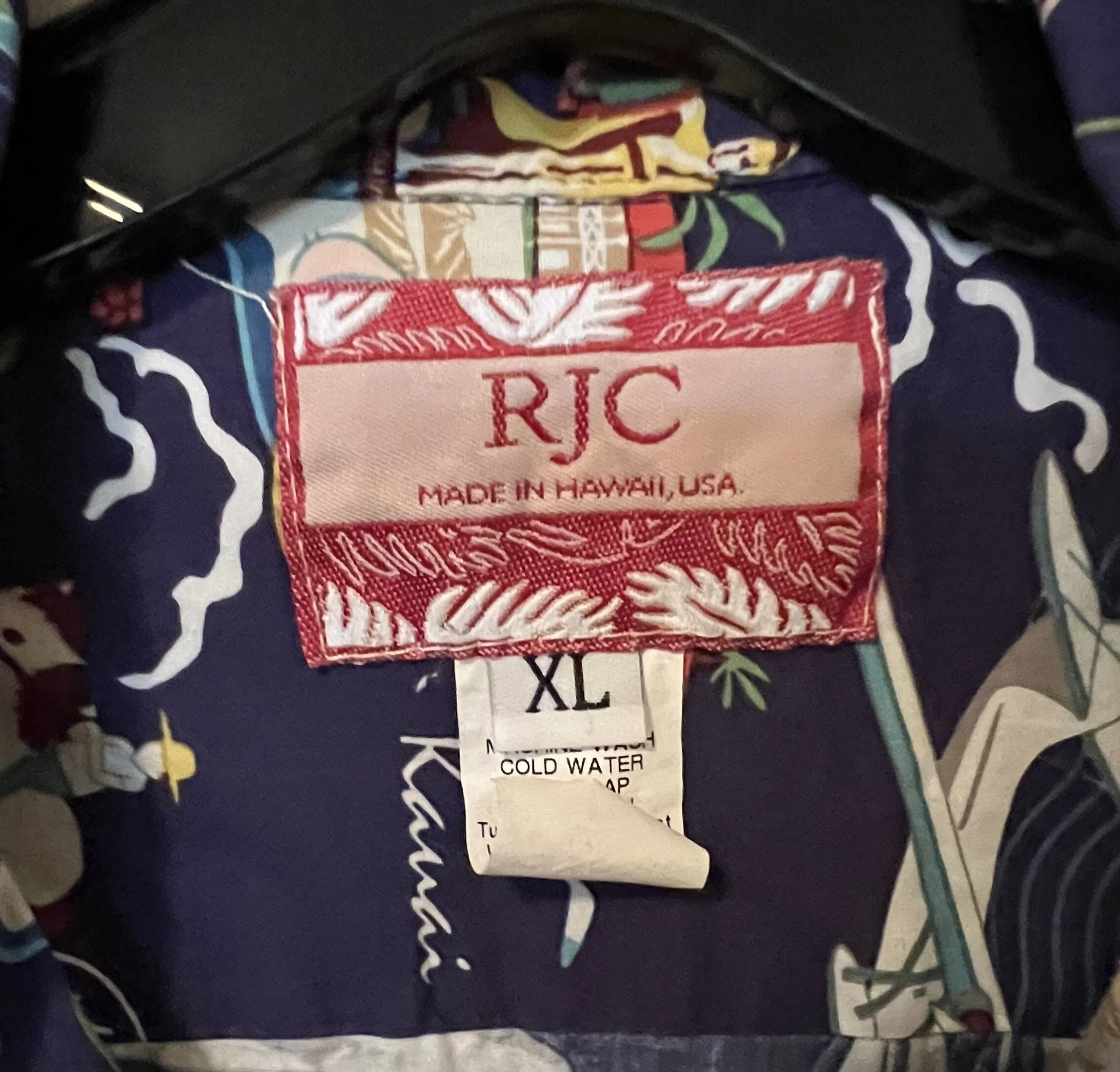 EF8D6B67-34DC-4A69-8E34-3437E7230A85