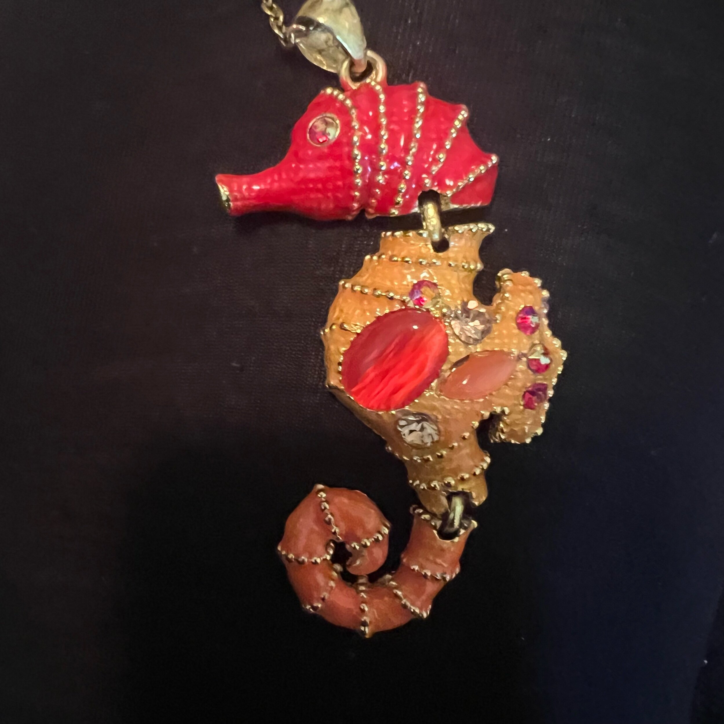 26E581D2-1A7A-485A-AC02-6774F051E1A6