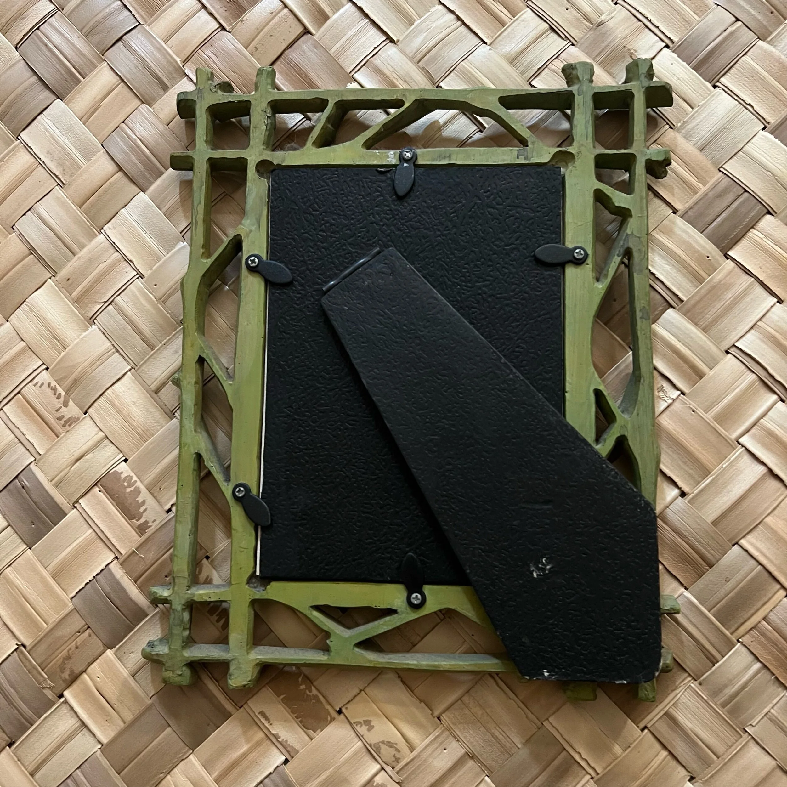 2FC2125E-CC10-43D8-A3C9-50503C3F296F