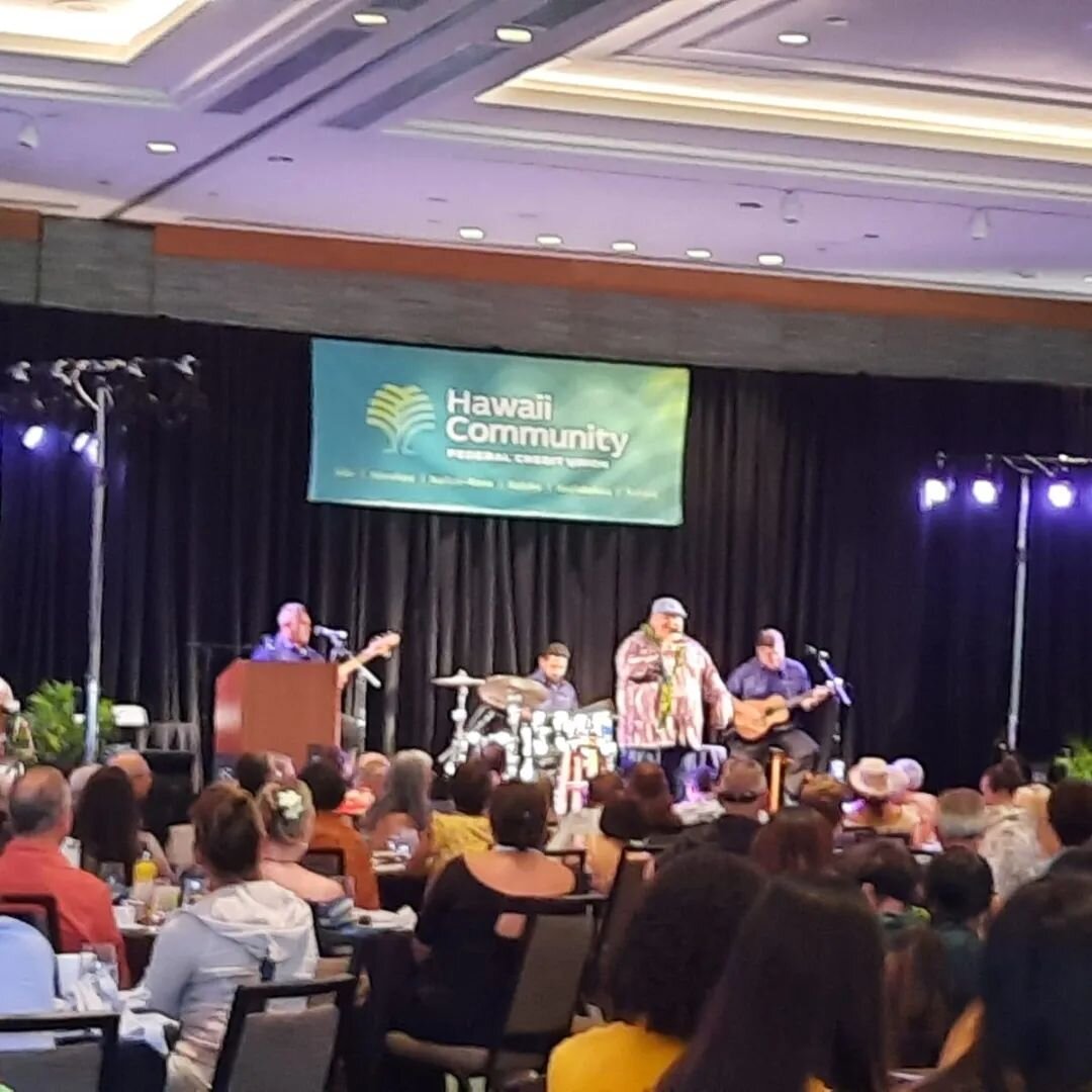 Thank you to the Hawaii Community Federal Credit Union for inviting us to their Annual Membership Luncheon on Saturday, 05/13. It was a big honor for us to be part of the 100% Kona Coffee Farmers who provided coffee for this event. We had a great tim